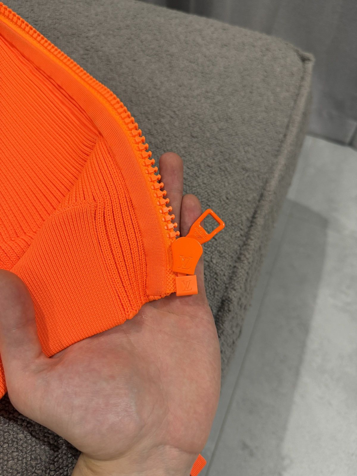 Louis Vuitton LOUIS VUITTON Virgil Abloh Multi 3D Pocket Vest Jacket S Size US S / EU 44-46 / 1 - 10 Thumbnail