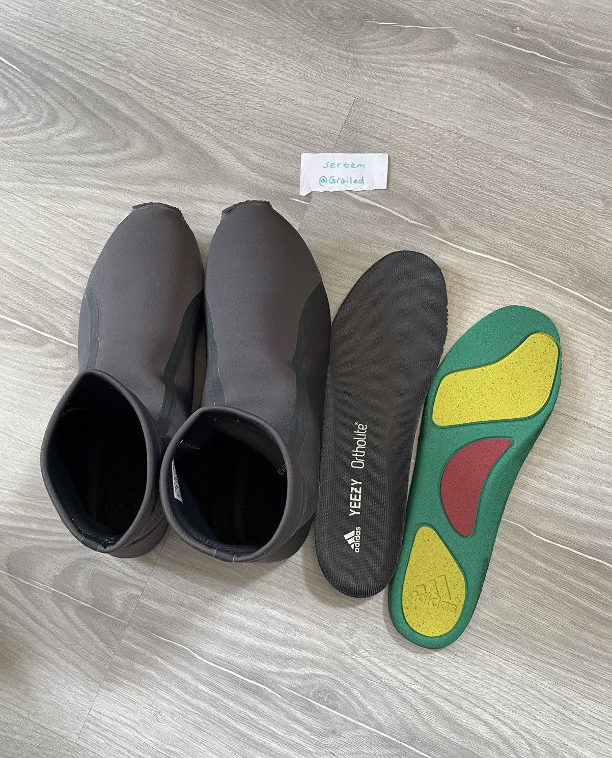 Kanye West × Yeezy yeezy scuba coachella Size US 9.5 / EU 42-43 - 4 Thumbnail