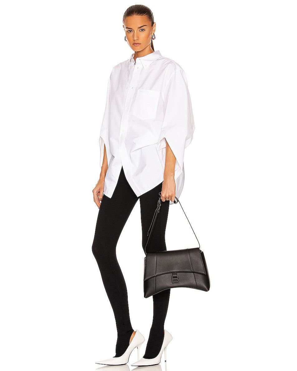 Balenciaga o1s1rm1225 Size: OS / Downtown Medium Shoulder Bag in Black Size ONE SIZE - 2 Thumbnail