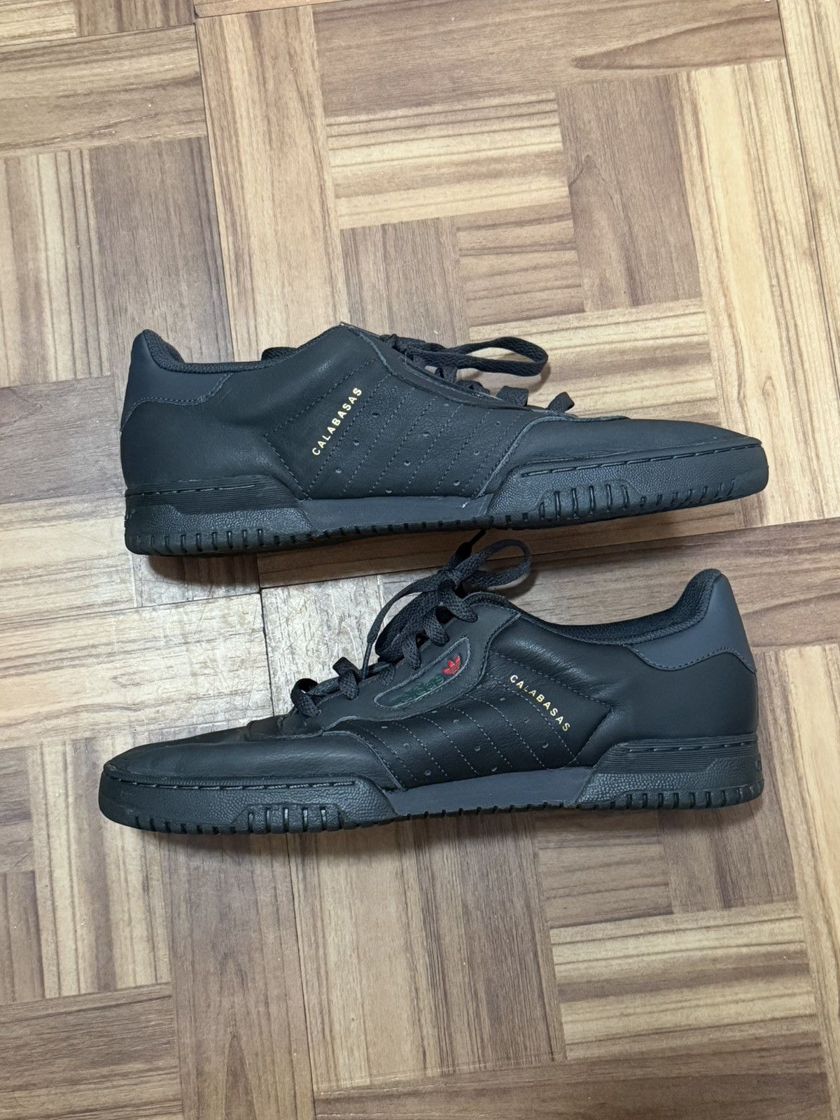 Adidas × Kanye West Adidas Yeezy Powerphase Size US 11 / EU 44 - 1 Thumbnail
