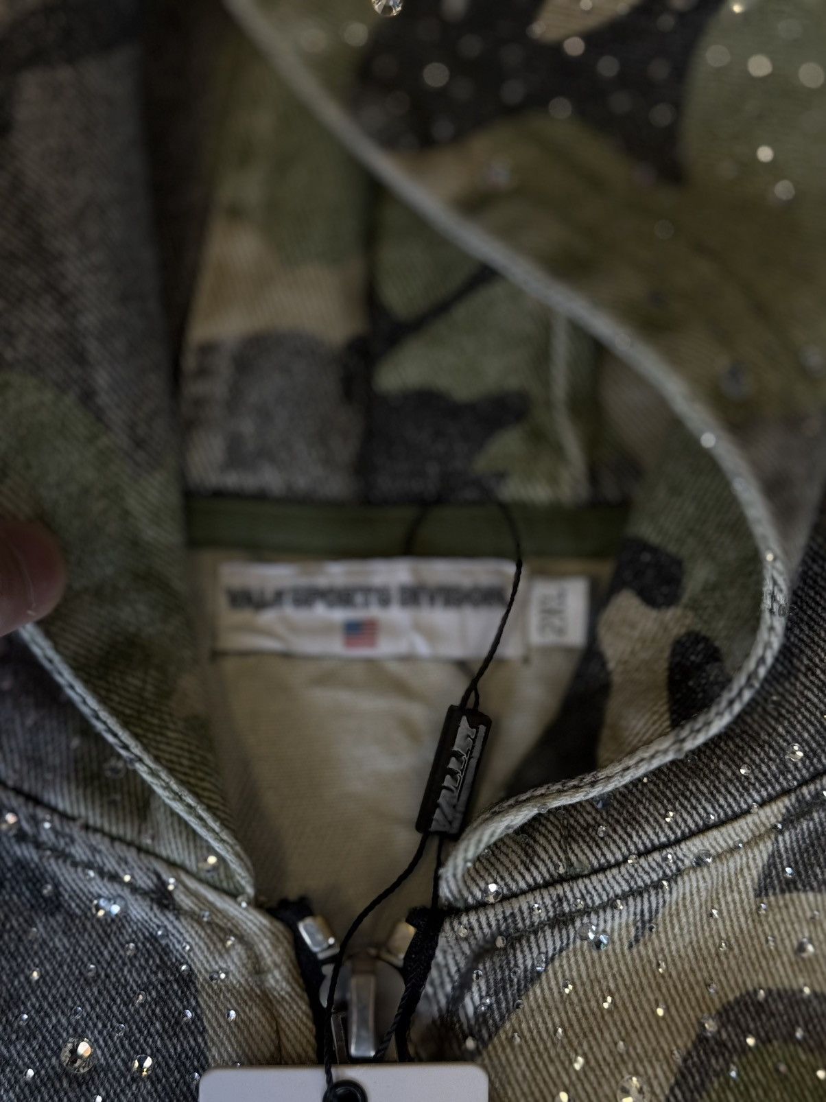 Vale Valley Green Camo Crystal Hoodie Size XXL (NEW) Size US XXL / EU 58 / 5 - 6 Thumbnail
