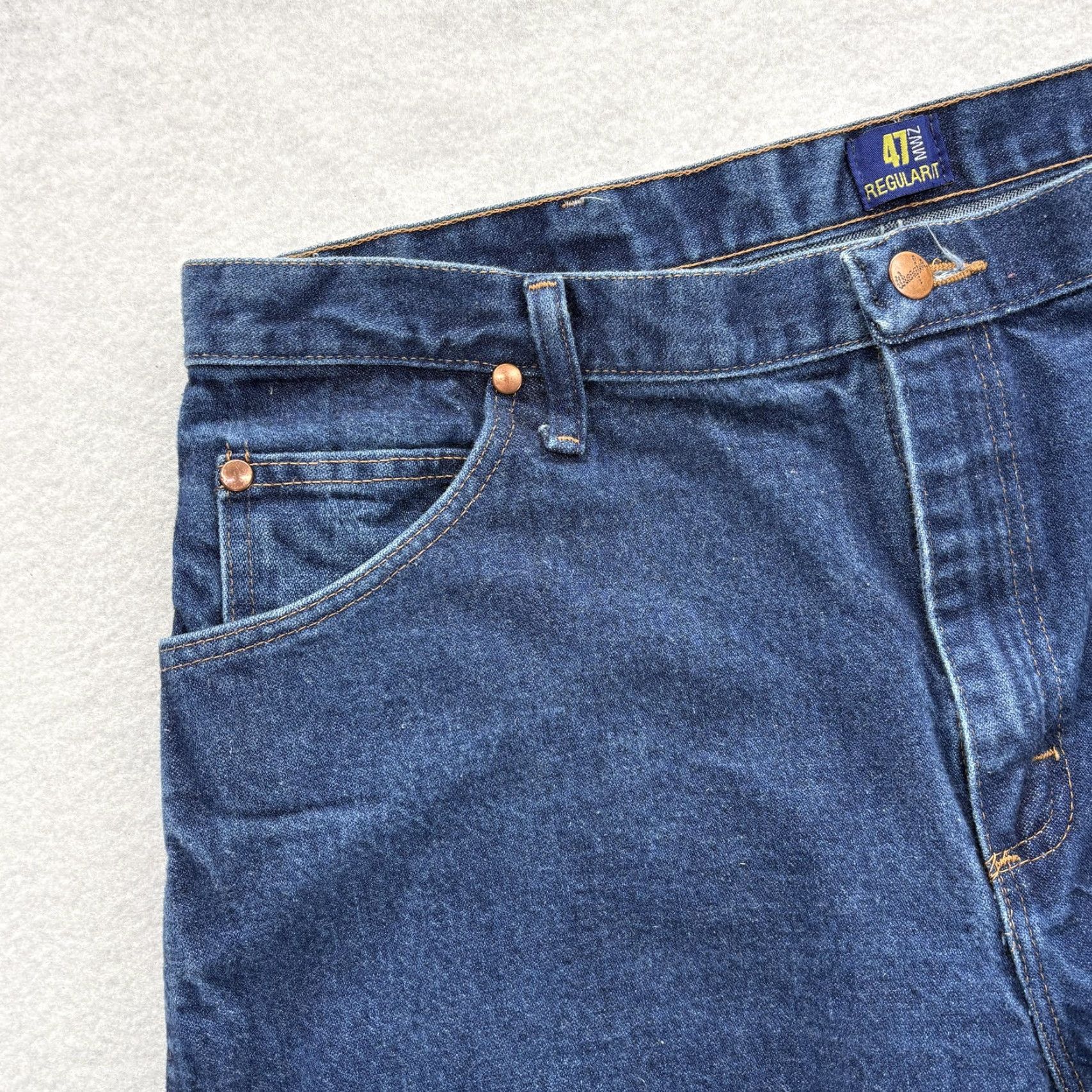Wrangler Wrangler Cowboy Cut Jeans Mens 37x34 Blue Regular Fit Denim 47MWZ Western Rodeo Wrangler 47MWZ Regular Fit Jeans Blue Denim Cowboys Size US 37 - 4 Thumbnail