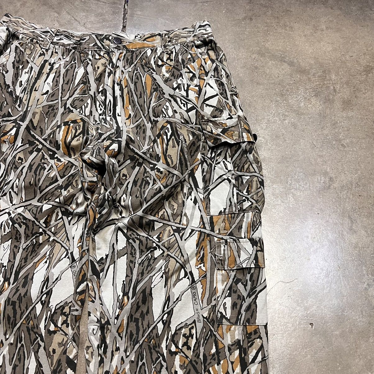 Vintage Vintage 80s 90s Camo Baggy Cargo Pants Wide Leg RealTree Size US 32 / EU 48 - 3 Thumbnail