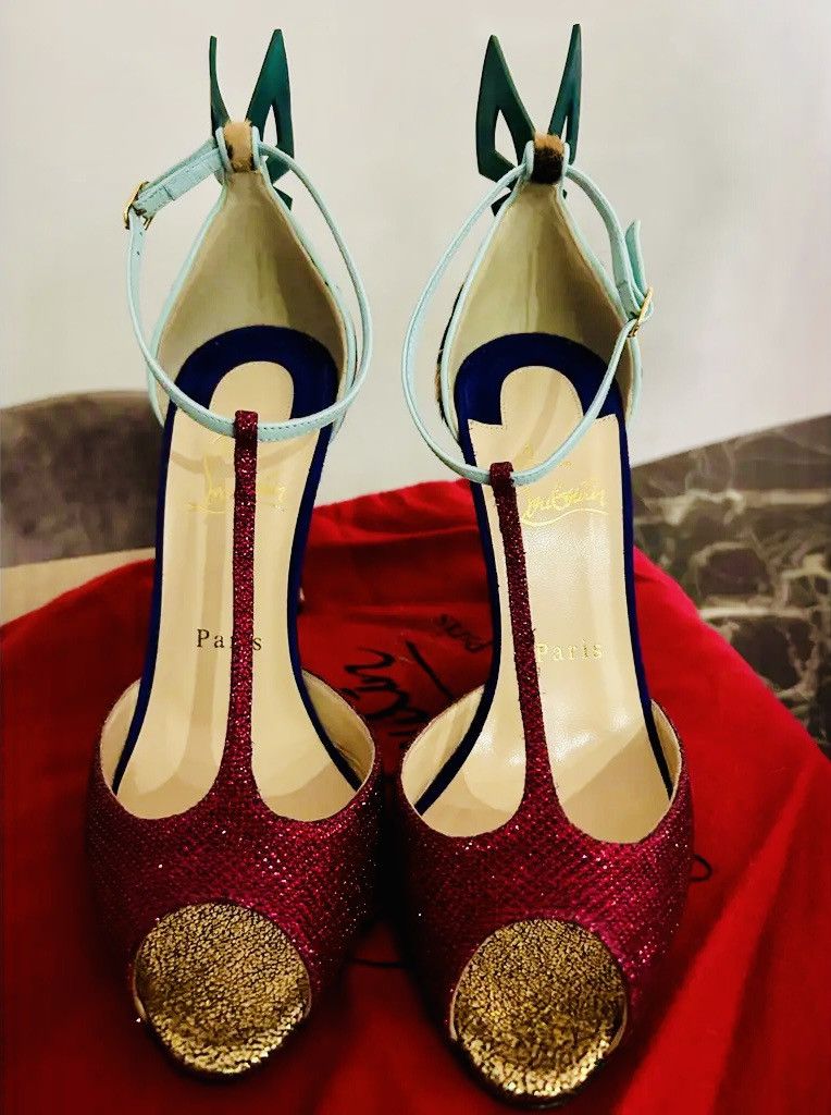 Christian Louboutin Christian Louboutin Peep-Toe Heels with Butterfly Bows Size US 7 / IT 37 - 4 Thumbnail