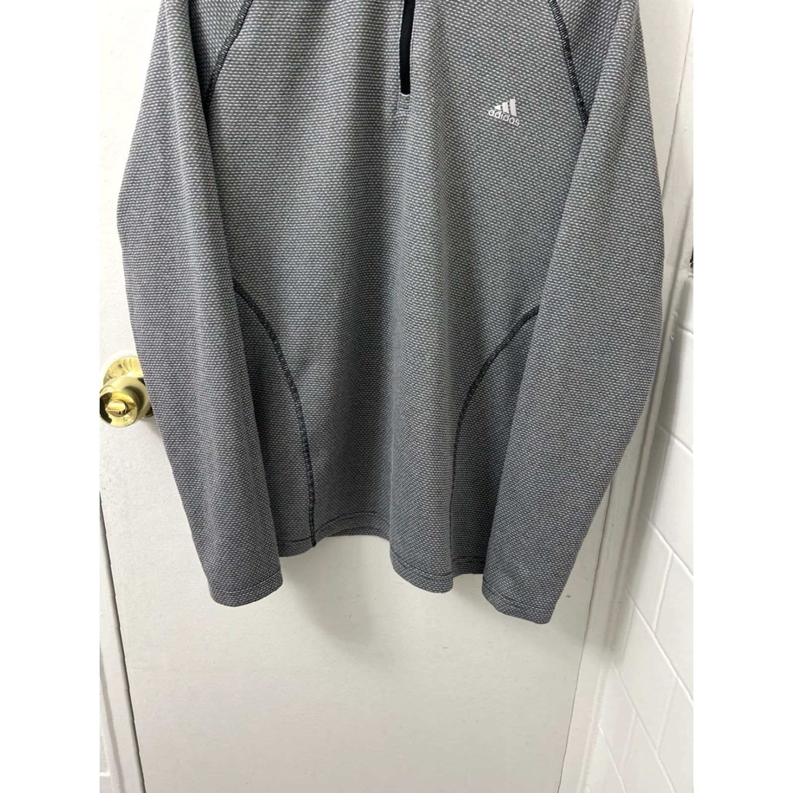 Adidas Adidas Golf Pullover 1/4 Zip Womens L Gray Textured Waffle | Long Sleeve Shirt Jacket Sweatshirt Activewear Golf Mens Womens Size L / US 10 / IT 46 - 3 Thumbnail