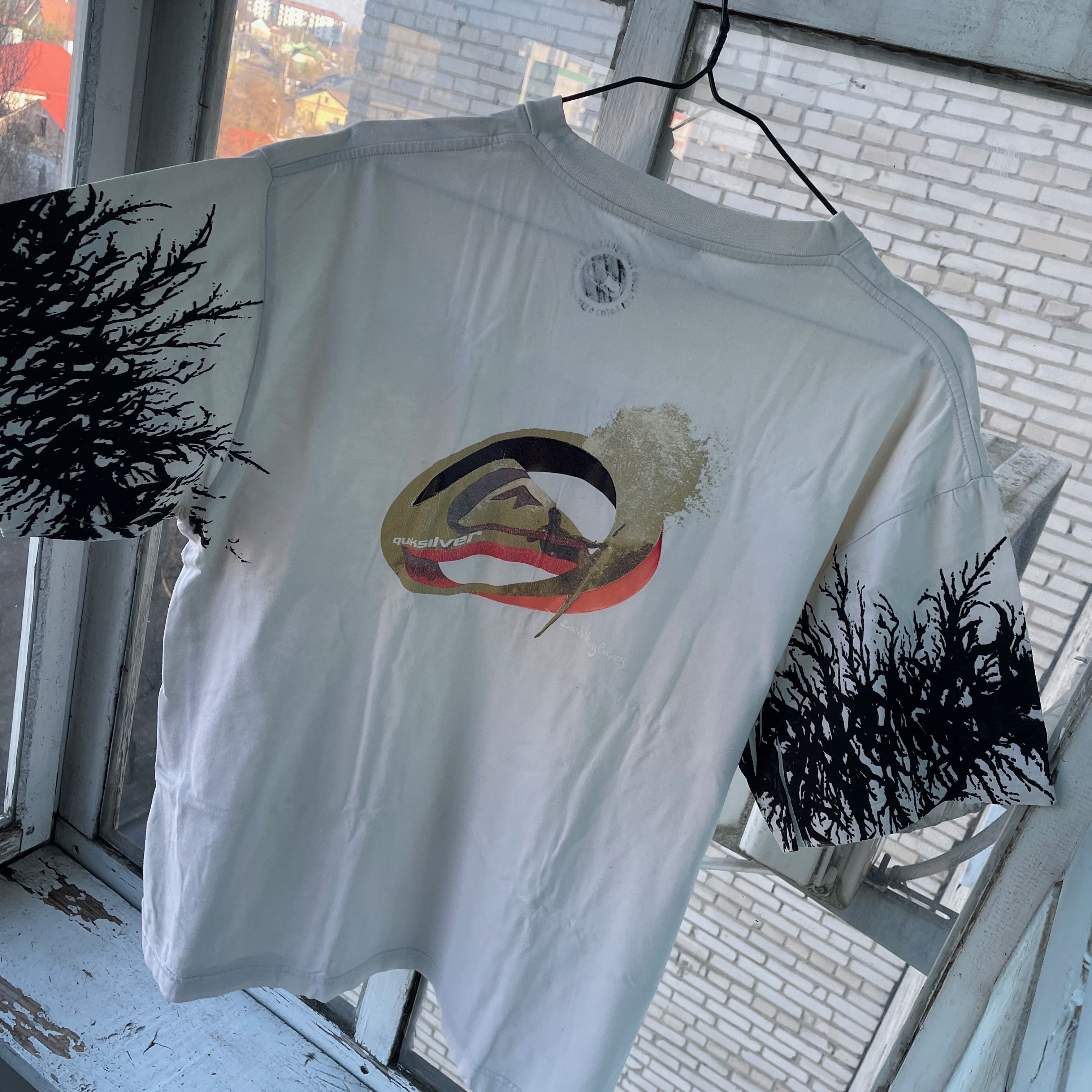 Quiksilver Custom quicksilver t shirt surfing opium y2k alt grunge Size US L / EU 52-54 / 3 - 8 Thumbnail