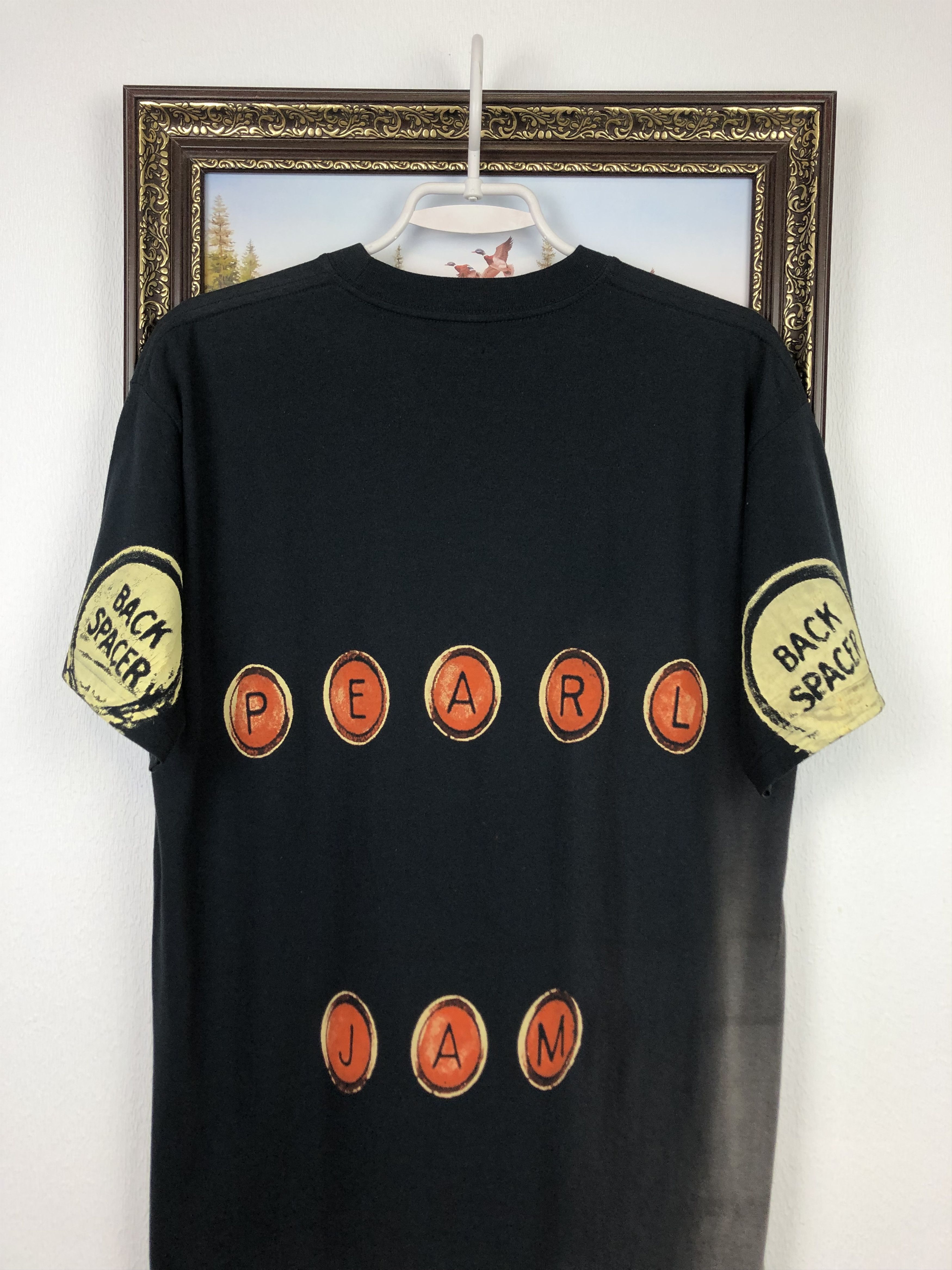 Band Tees × Vintage Vintage Pearl Jam Backspaces Band Shirt Over Print Tee Size US M / EU 48-50 / 2 - 6 Thumbnail
