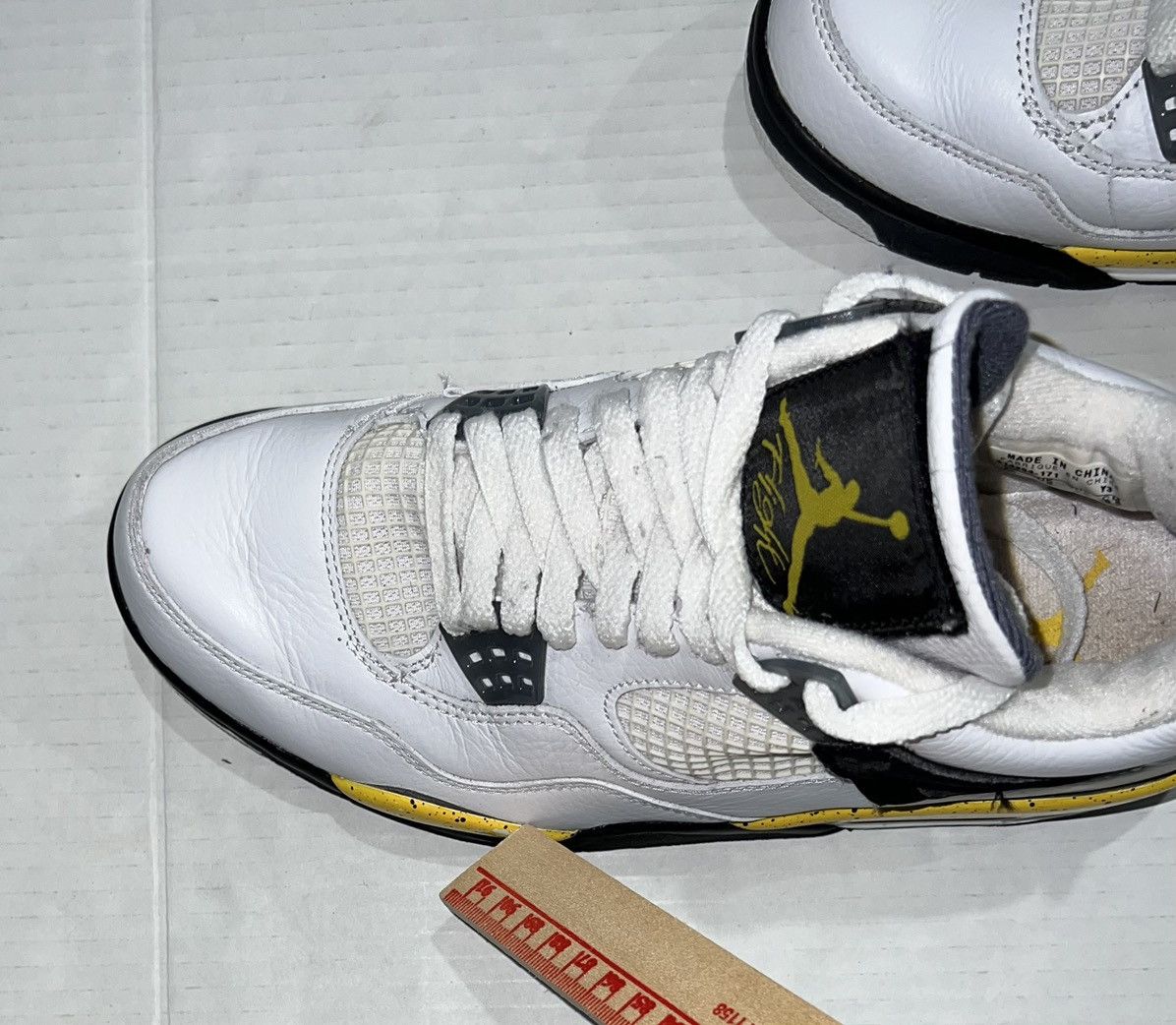 Jordan Brand 2006 Rare Air Jordan 4 Iv Tour Yellow Ls 314254-171 Men 7.5 Size US 7.5 / EU 40-41 - 11 Thumbnail