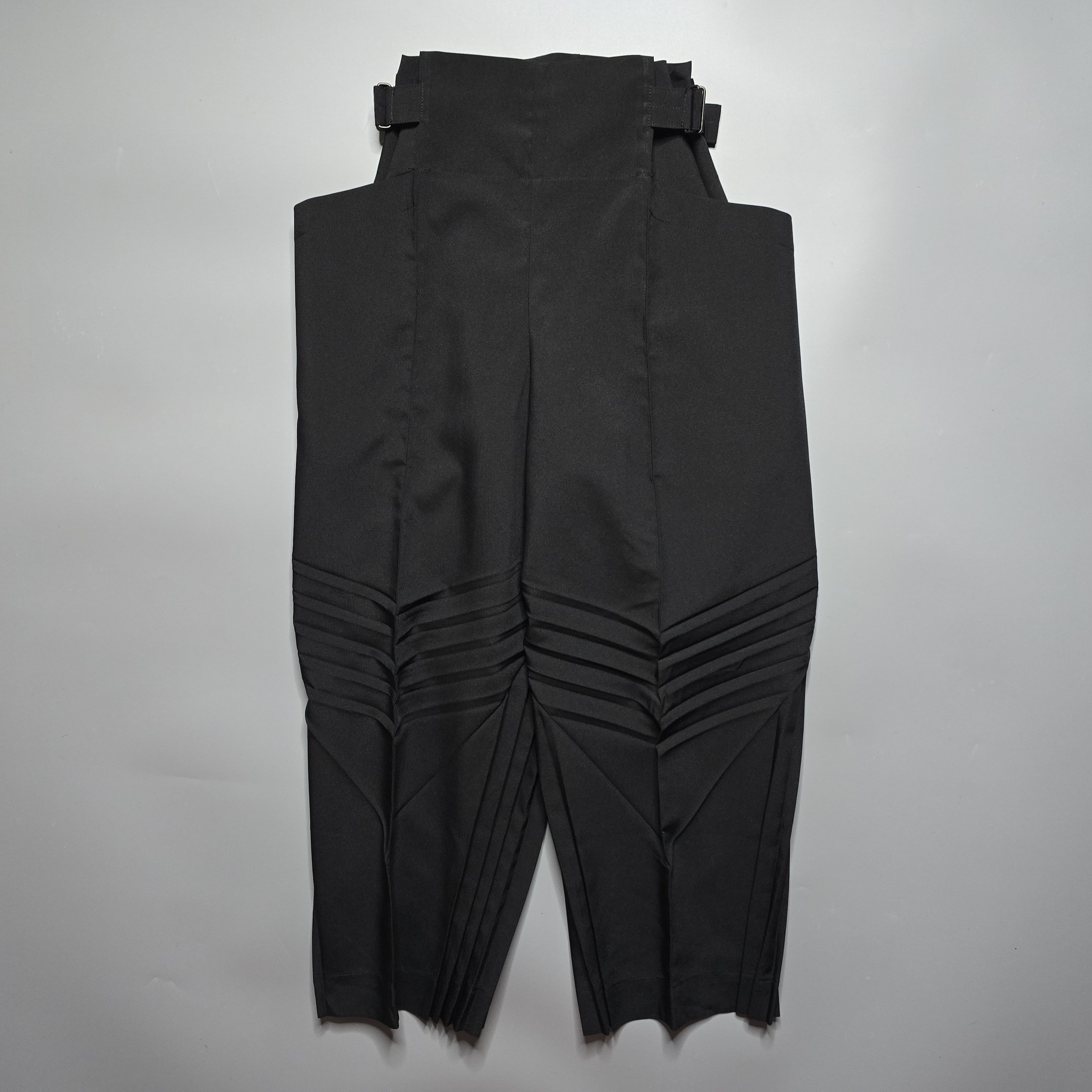 Issey Miyake Issey Miyake 132.5 - Origami Trouser Size 30" / US 8 / IT 44 - 4 Thumbnail