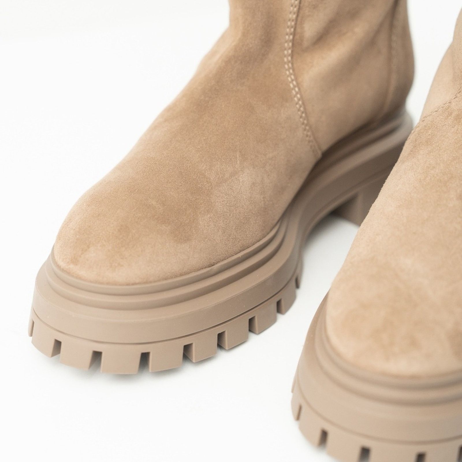 Stuart Weitzman Stuart Weitzman Bedford Chill Sherling Suede Boot. Size US 10 / IT 40 - 10 Thumbnail