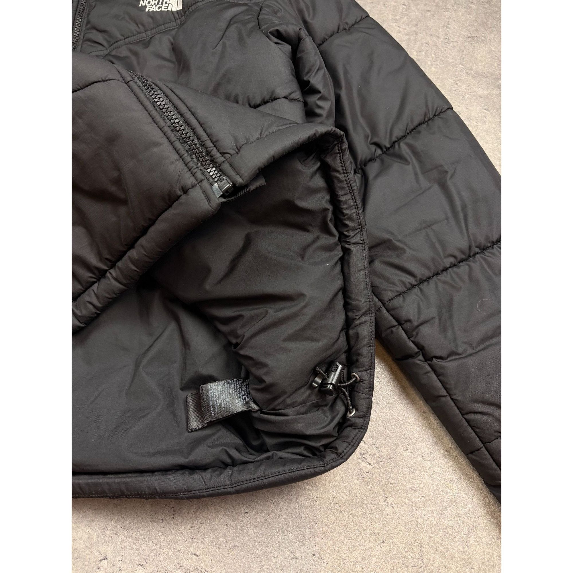 The North Face The North Face Black Puffer Jacket Medium With Full-Zip Clos Size US L / EU 52-54 / 3 - 10 Thumbnail