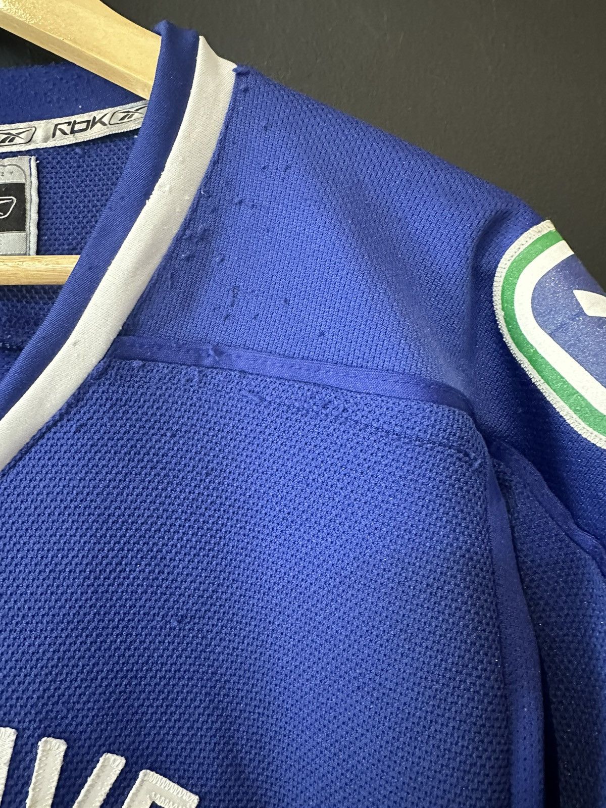 Kanye West × NHL NHL Vancouver Canucks Vintage Ice Hockey Jersey Size US M / EU 48-50 / 2 - 11 Thumbnail