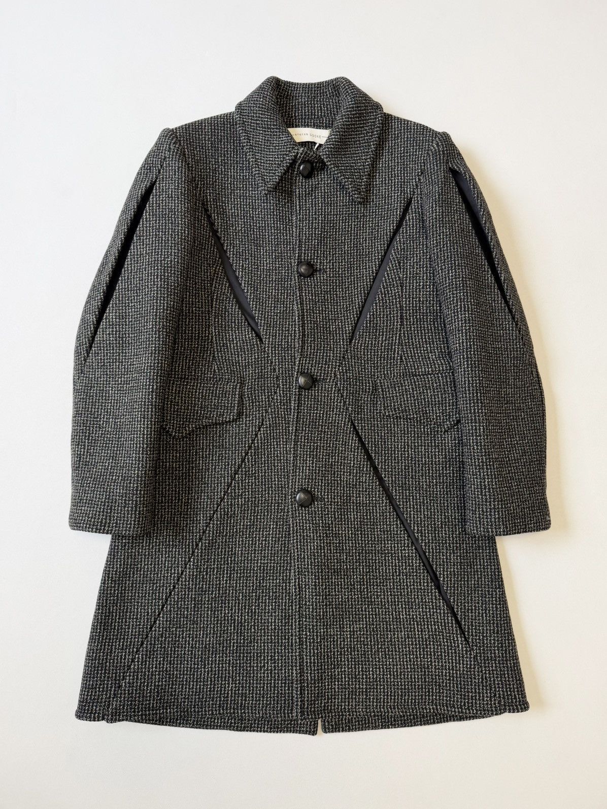 Stefan Cooke A/W 19 ‘Slashed’ Black/Beige Wool Overcoat Size US M / EU 48-50 / 2 - 17 Thumbnail