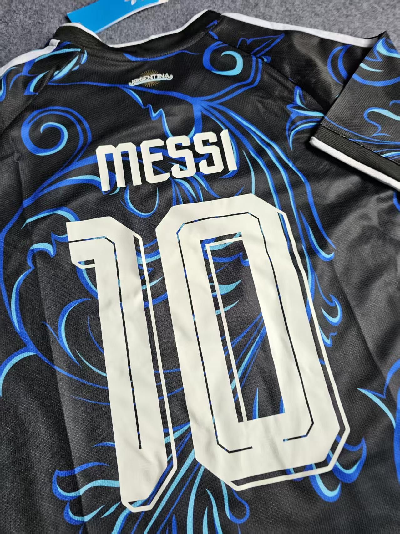 Other 2026 Argentina #10 Messi Jersey Away M Size US M / EU 48-50 / 2 - 4 Thumbnail