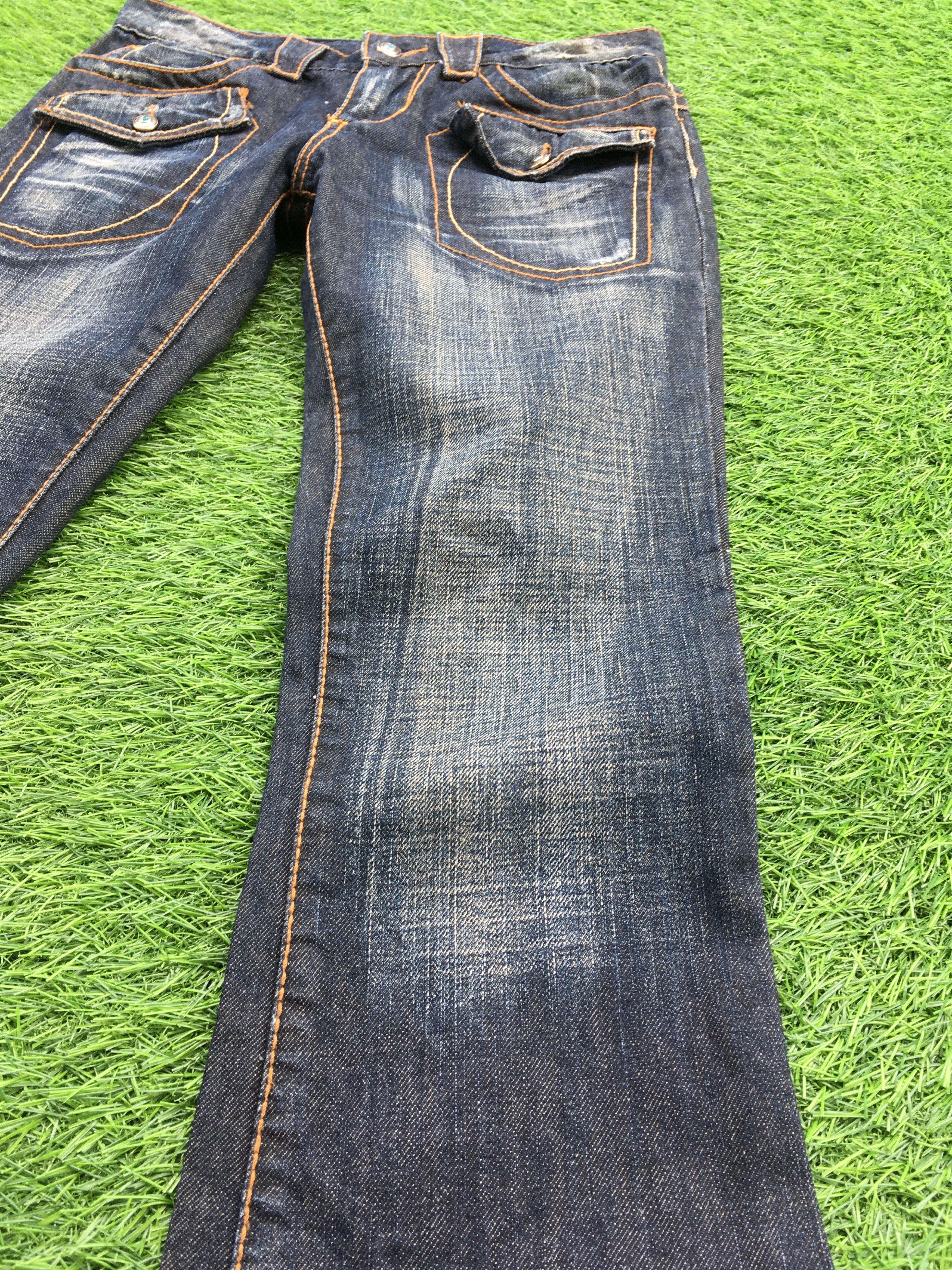 Japanese Brand Japanese bootcut bush jean D-1224 Size 26" / US 2 / IT 38 - 6 Thumbnail