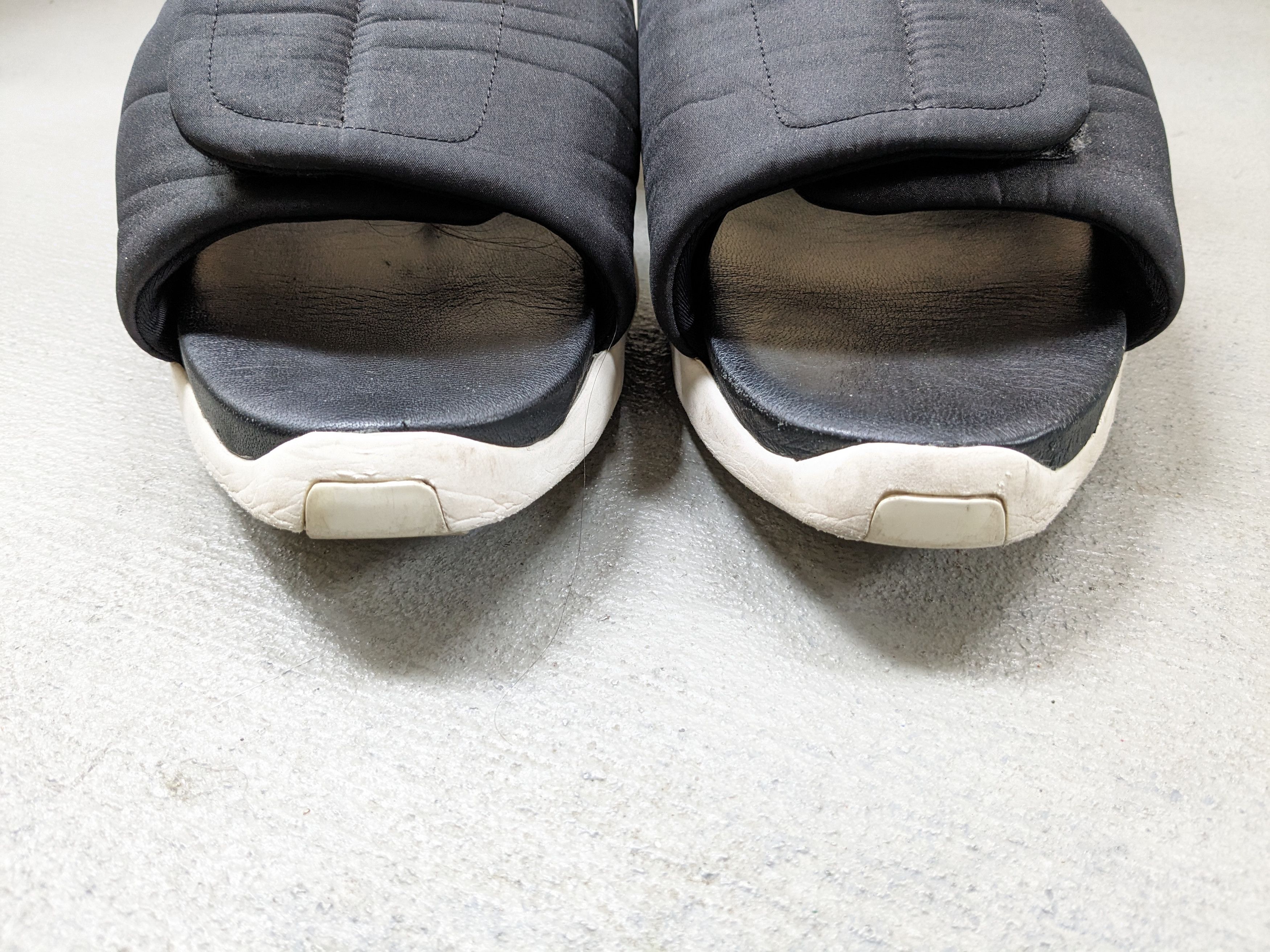 Adidas × Rick Owens Rick Owens x Adidas Clog Sandals 10 Black White AQ2822 Size US 10 / EU 43 - 3 Thumbnail