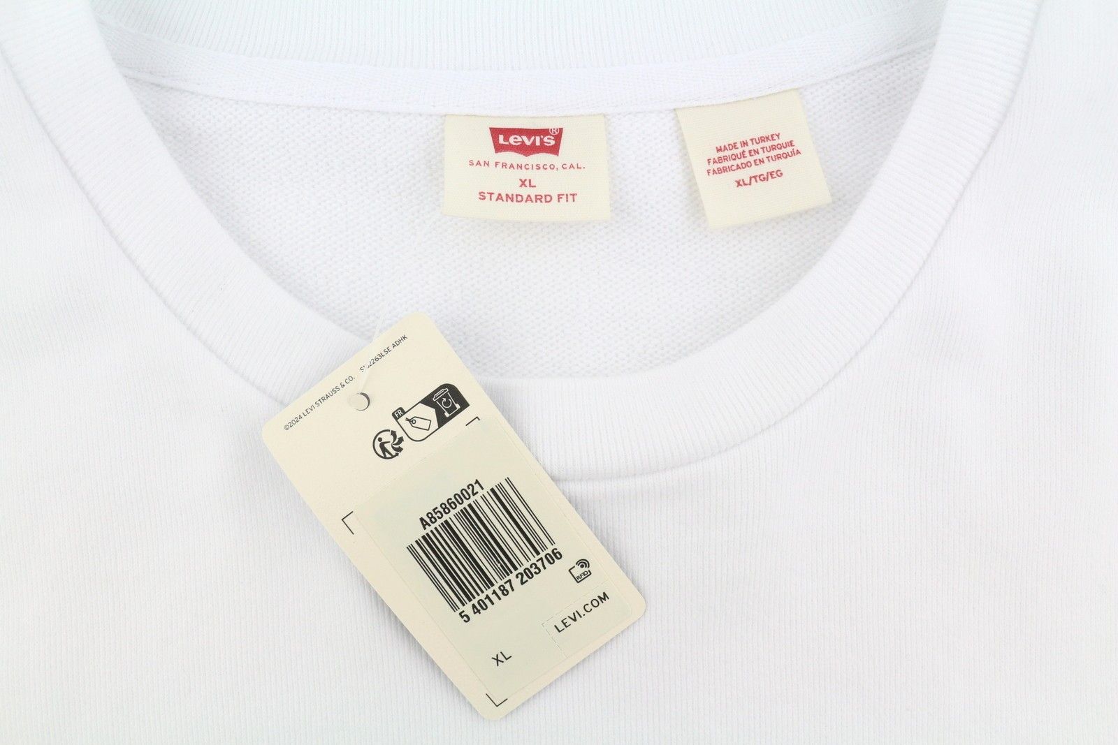 Levi's STANDARD FIT XL White Crew Neck Logo Cotton Pullover 87106 Size US XL / EU 56 / 4 - 9 Thumbnail