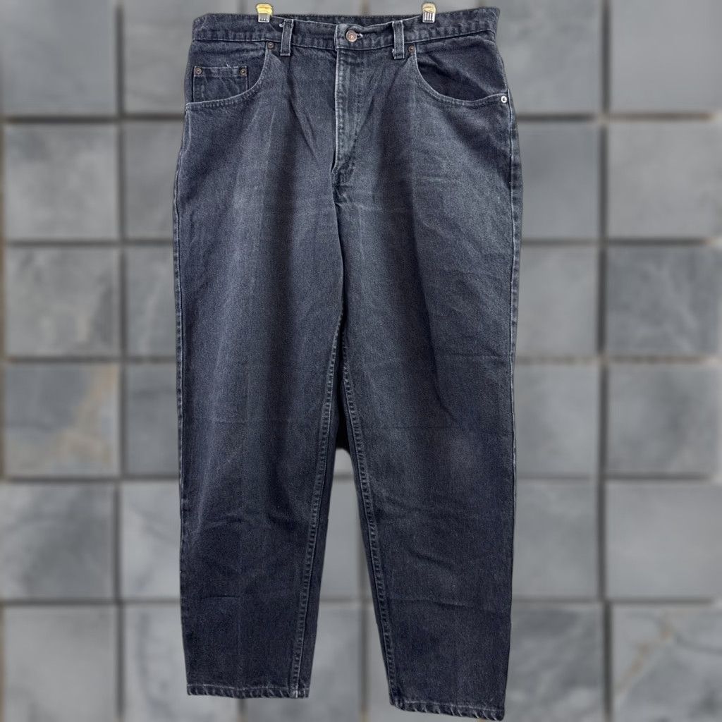 Levi's Vintage Levi's 560 Jeans Mens 38x30 Black 90s Loose Made USA Pants Denim Jeans 560 Mens Size US 38 / EU 54 - 1 Thumbnail