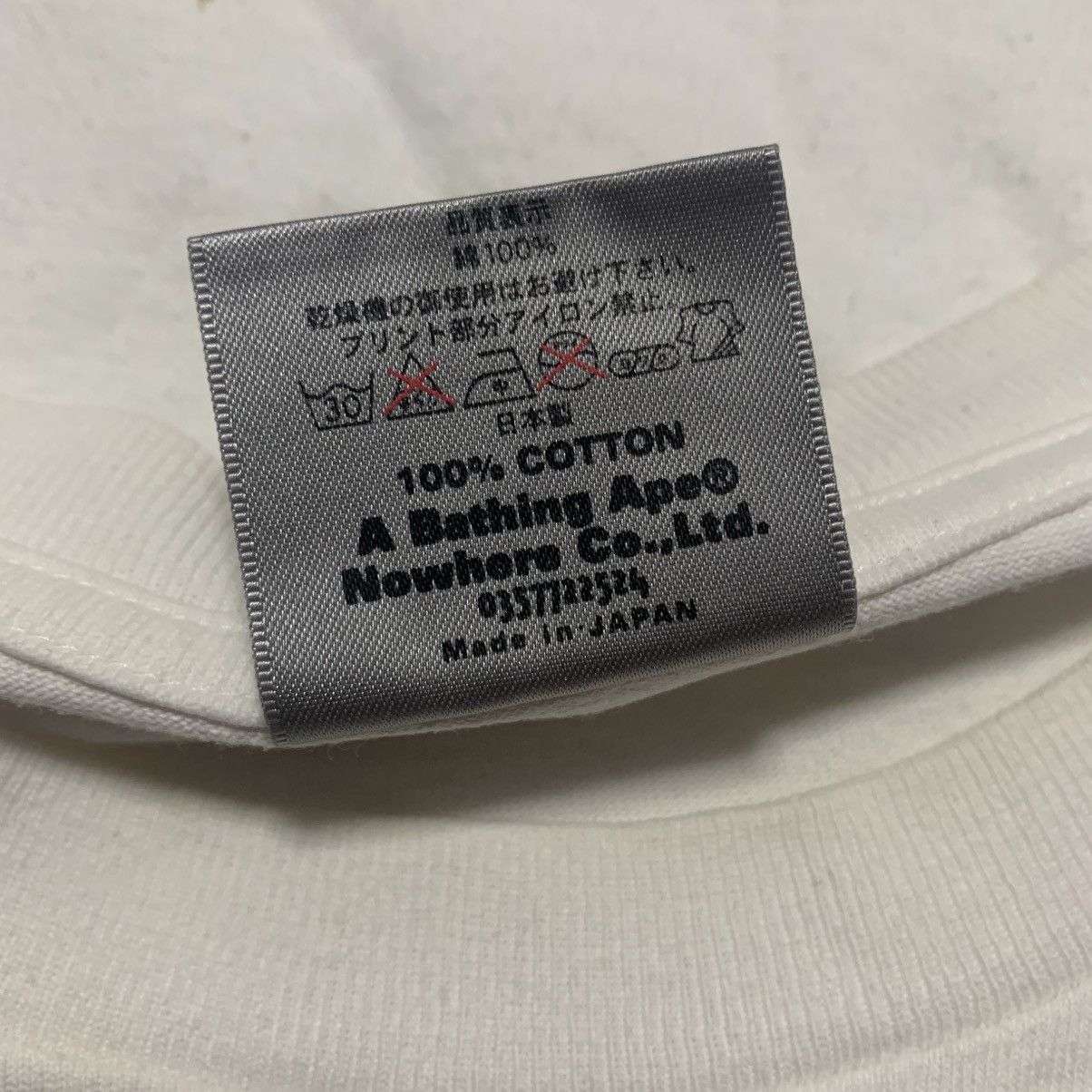 Bape Bape Large Bathing Ape White Tee Vintage OG 90s Size US L / EU 52-54 / 3 - 6 Thumbnail