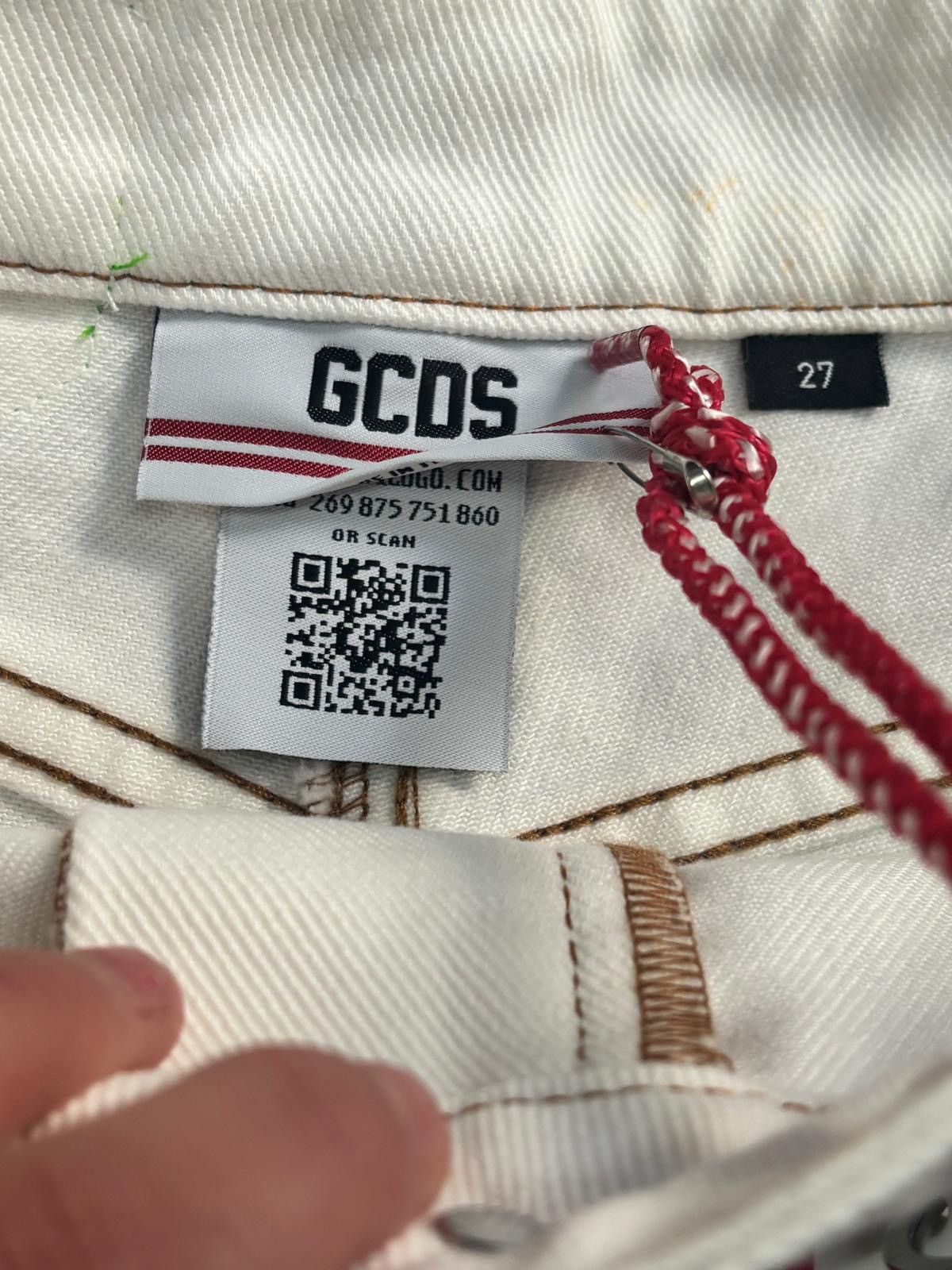 GCDS Women shorts GCDS size 27 Size 27" / US 4 / IT 40 - 5 Thumbnail