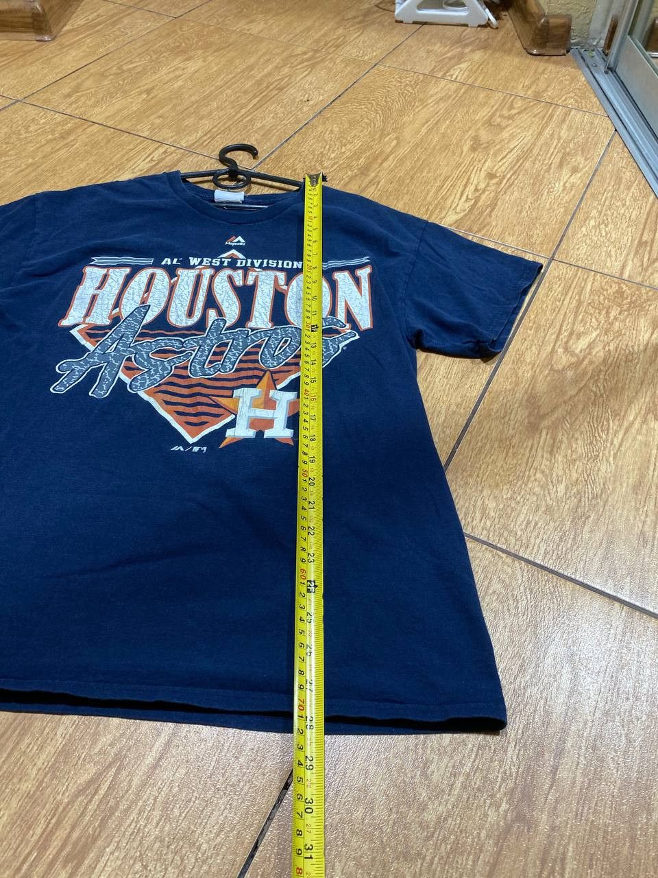 Majestic Vintage Majestic Big Y2K Logo Short Sleeve T-Shirt Size US L / EU 52-54 / 3 - 10 Thumbnail