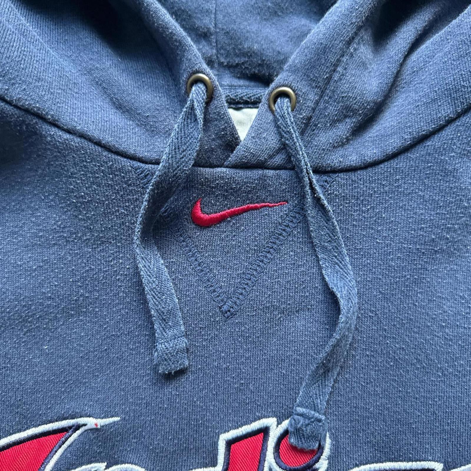 Nike Vintage Y2k MLB Cleveland Indians Center Swoosh Nike Hoodie Size US M / EU 48-50 / 2 - 5 Thumbnail