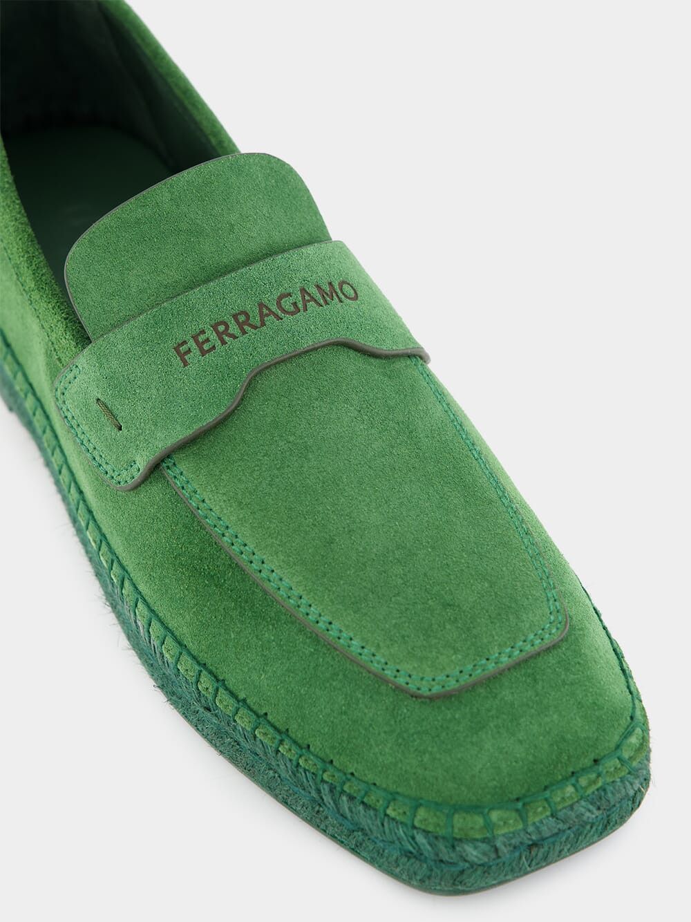 Salvatore Ferragamo o1s1rm0924 Suede Loafers in Green Size US 6 / EU 39 - 9 Thumbnail