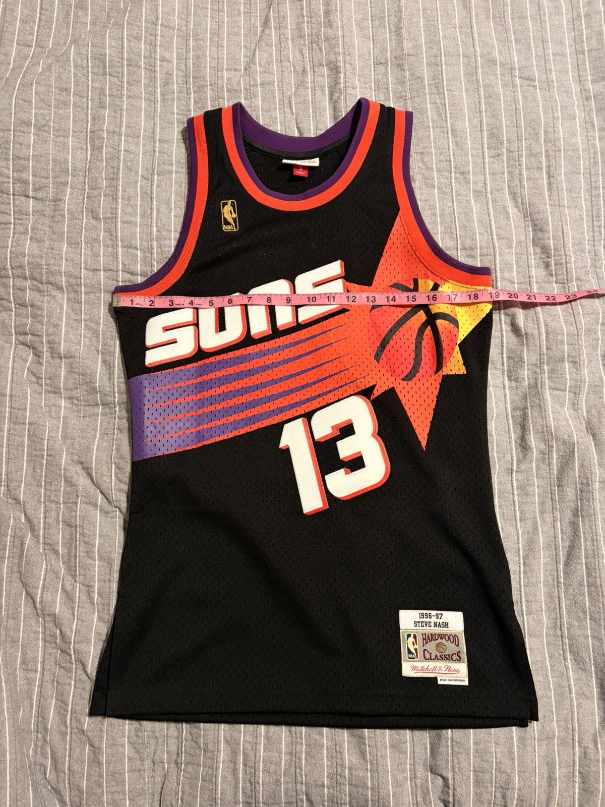 Mitchell & Ness Steve Nash Phoenix Suns 1996-97 Black Authentic Jersey Size US S / EU 44-46 / 1 - 3 Thumbnail