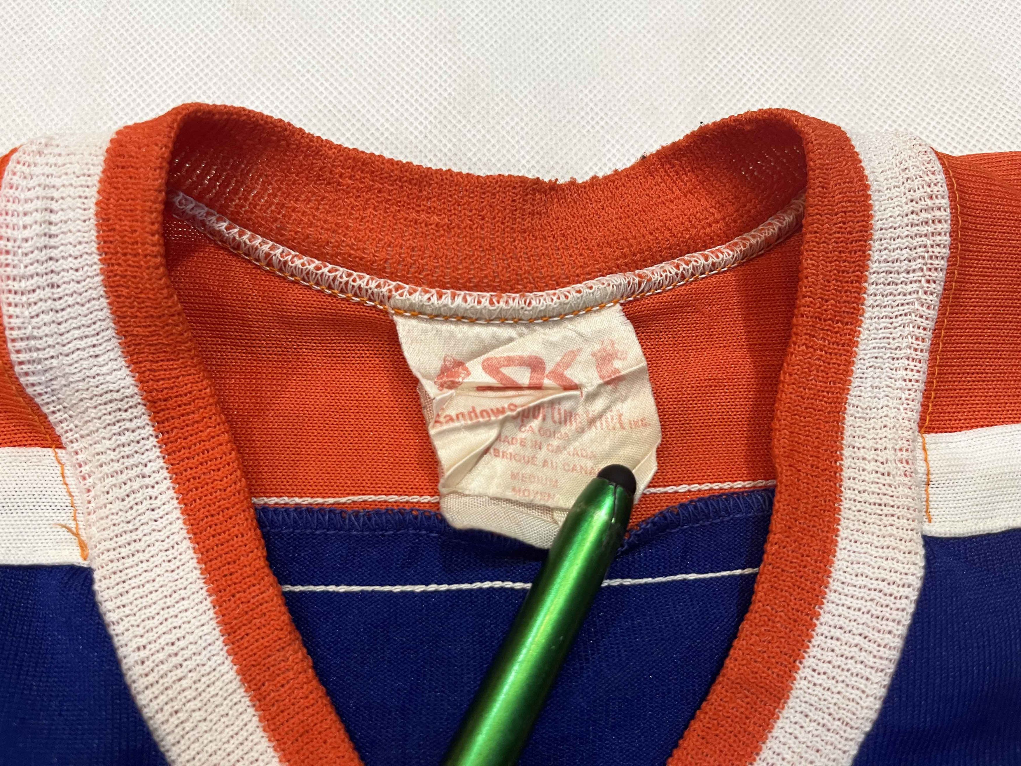 NHL × Vintage Vintage Sandow Edmonton Oilers NHL Hockey Jersey Size US M / EU 48-50 / 2 - 3 Thumbnail
