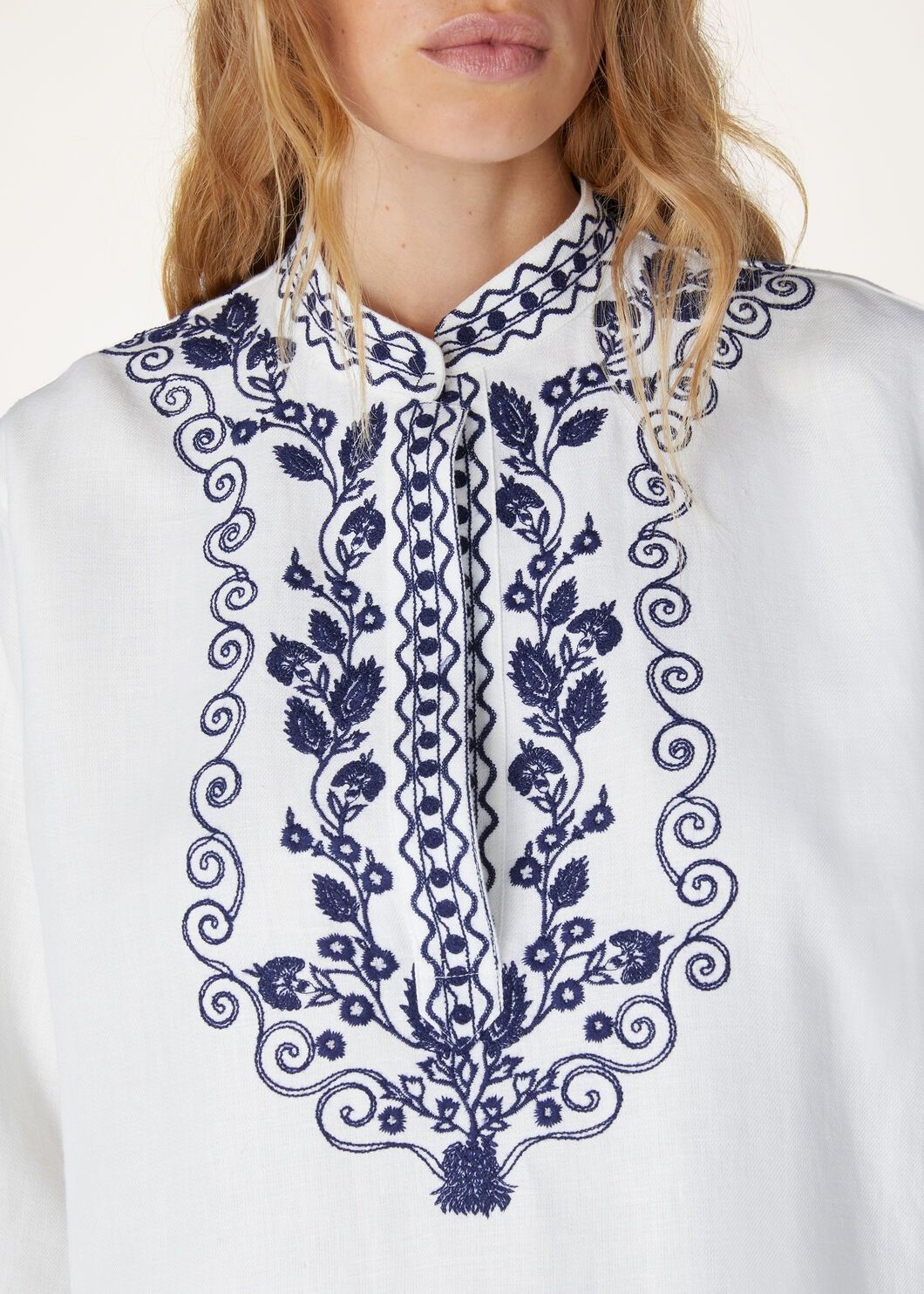 Loro Piana o1srvl11e0725 FAN9903 Sophia Silk Shirt in White Size L / US 10 / IT 46 - 3 Thumbnail