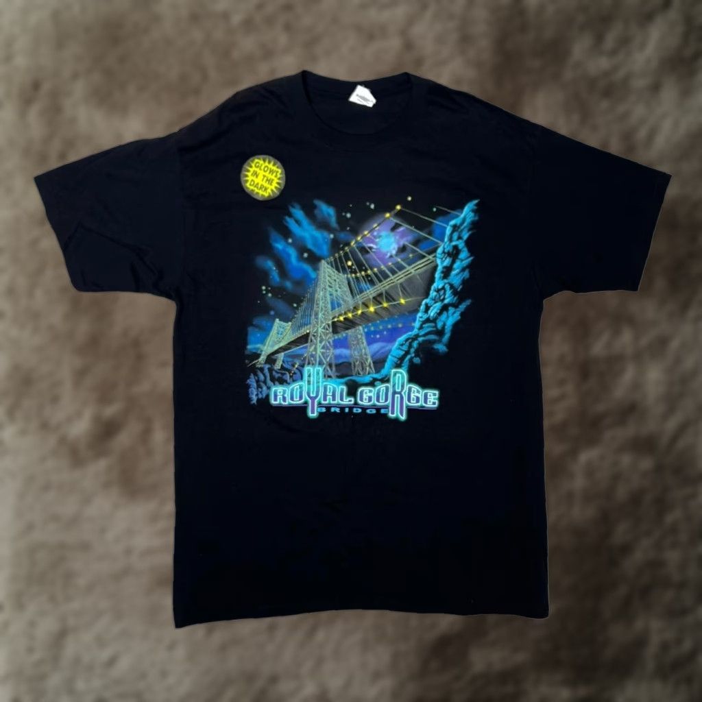 Anvil VINTAGE Royal Gorge Bridge T-Shirt Mens XL Black Glow In The Dark Souvenir Size US XL / EU 56 / 4 - 1 Thumbnail