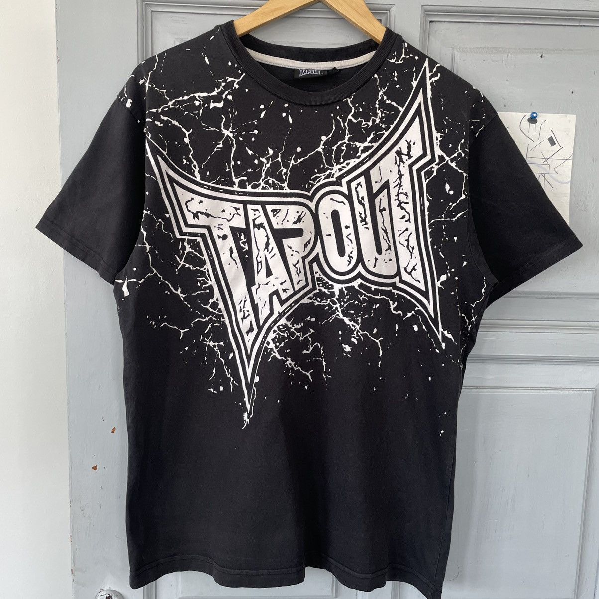 Tapout 🗿Tapout Big print logo T-shirt black white MMA Y2K Size US M / EU 48-50 / 2 - 5 Thumbnail