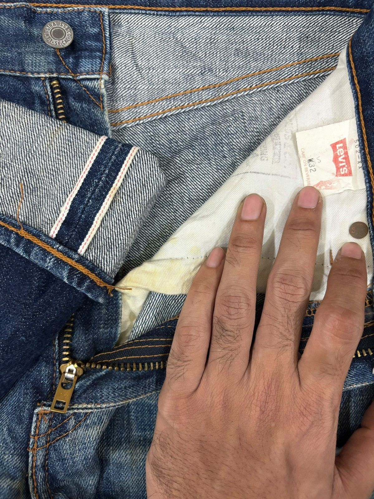 Levi's Levis 80s Levis 502 XX Big E Selvedge Distressed Baggy Jeans Size US 33 - 10 Thumbnail