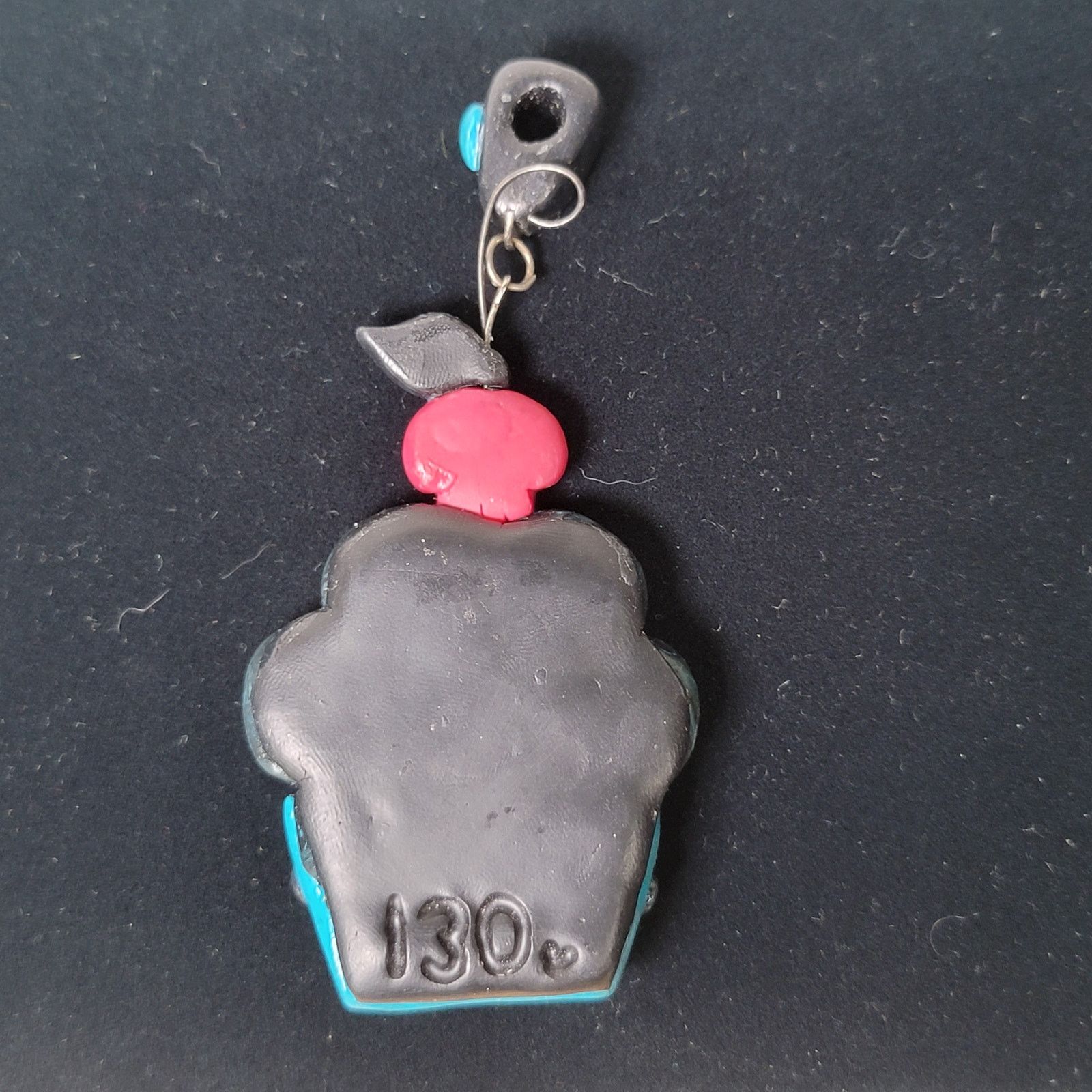 Other Decorative Cupcake-Shaped Pendant w/ Skull and Knuckle Size ONE SIZE - 2 Thumbnail