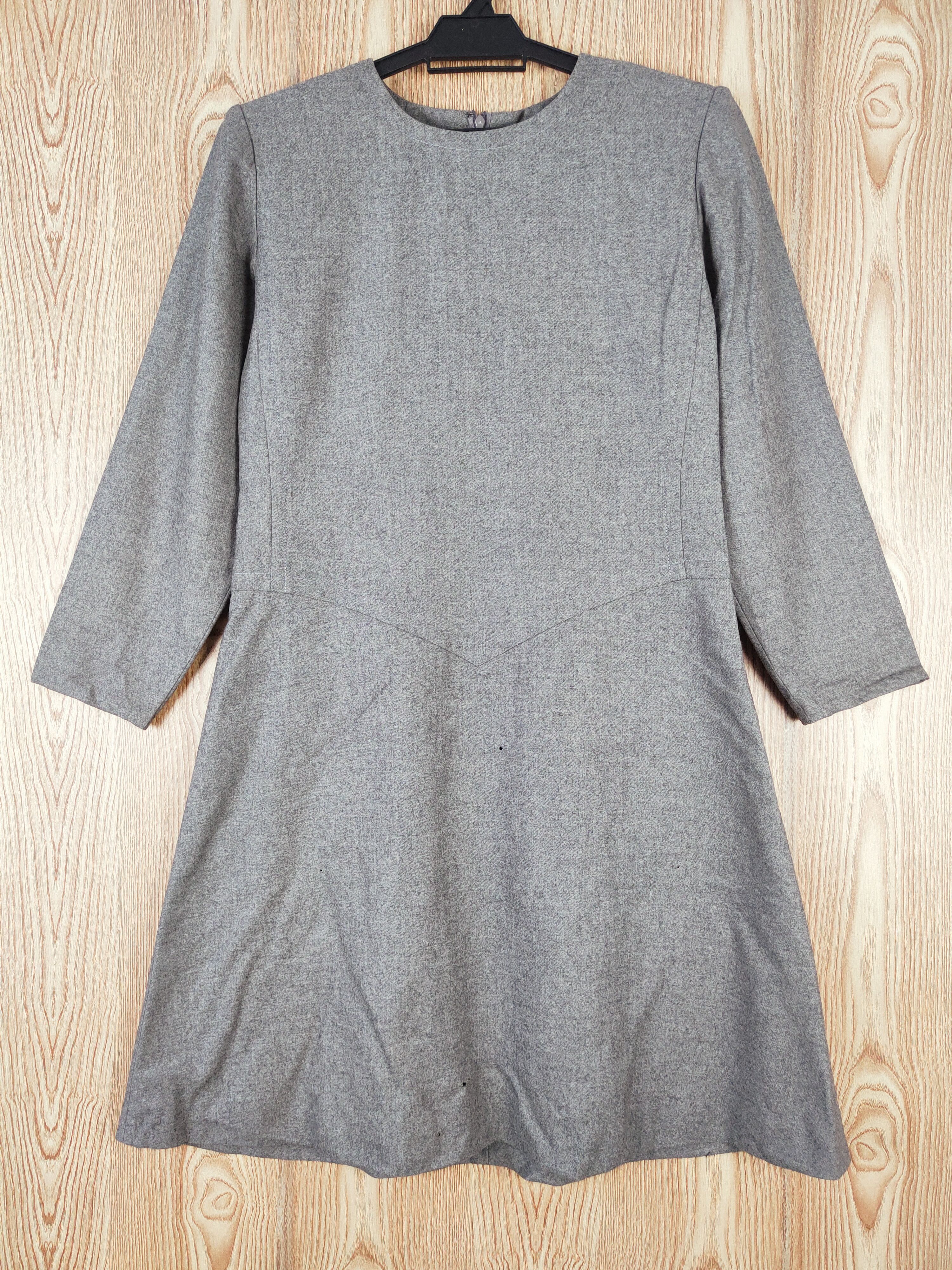 Designer × Yves Saint Laurent Yves Saint Laurent Gray Long Sleeve Midi Dresses Size S / US 4 / IT 40 - 1 Thumbnail