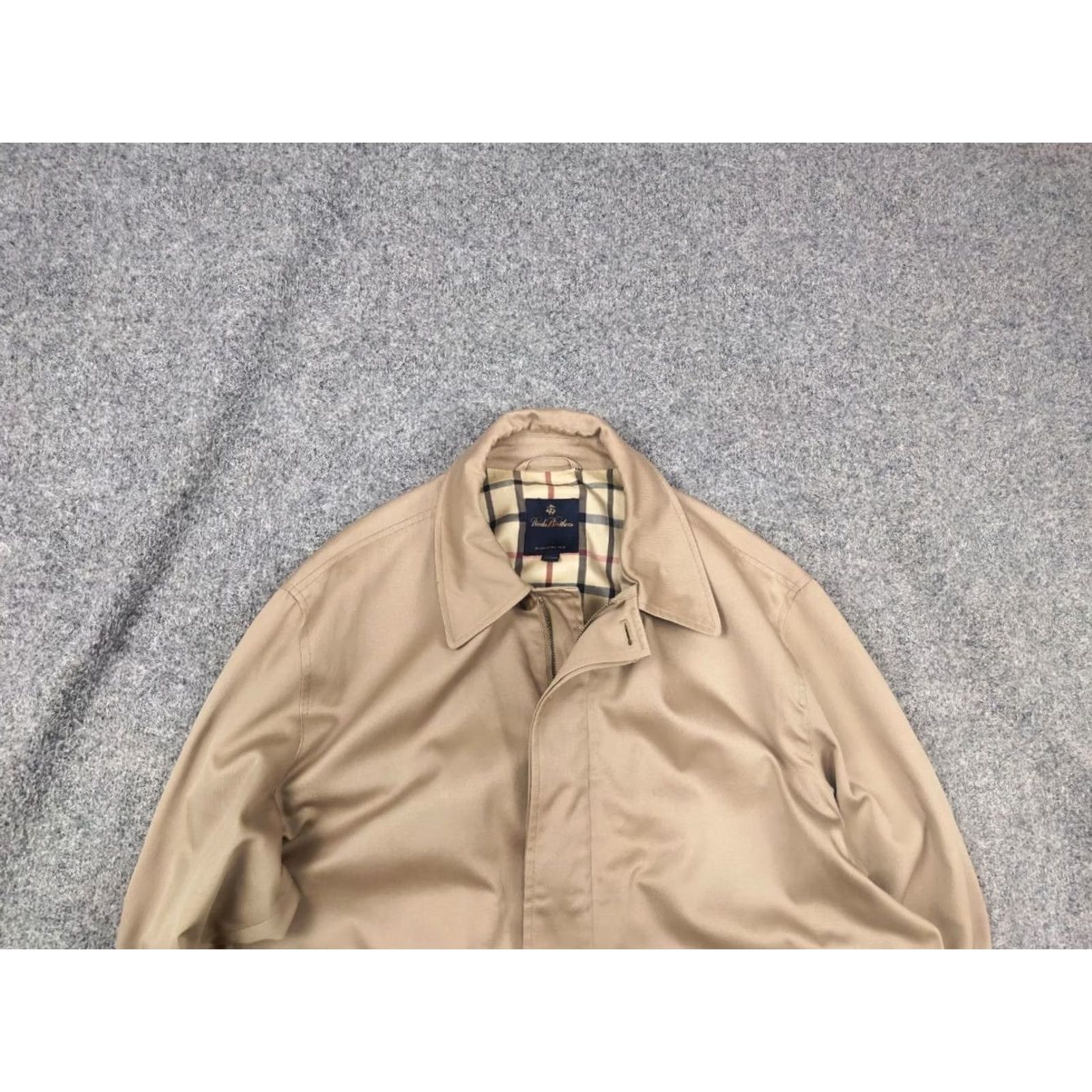 Brooks Brothers Brooks Brothers beige Men's Trench Coat Single Breasted Vintage Size US L / EU 52-54 / 3 - 3 Thumbnail