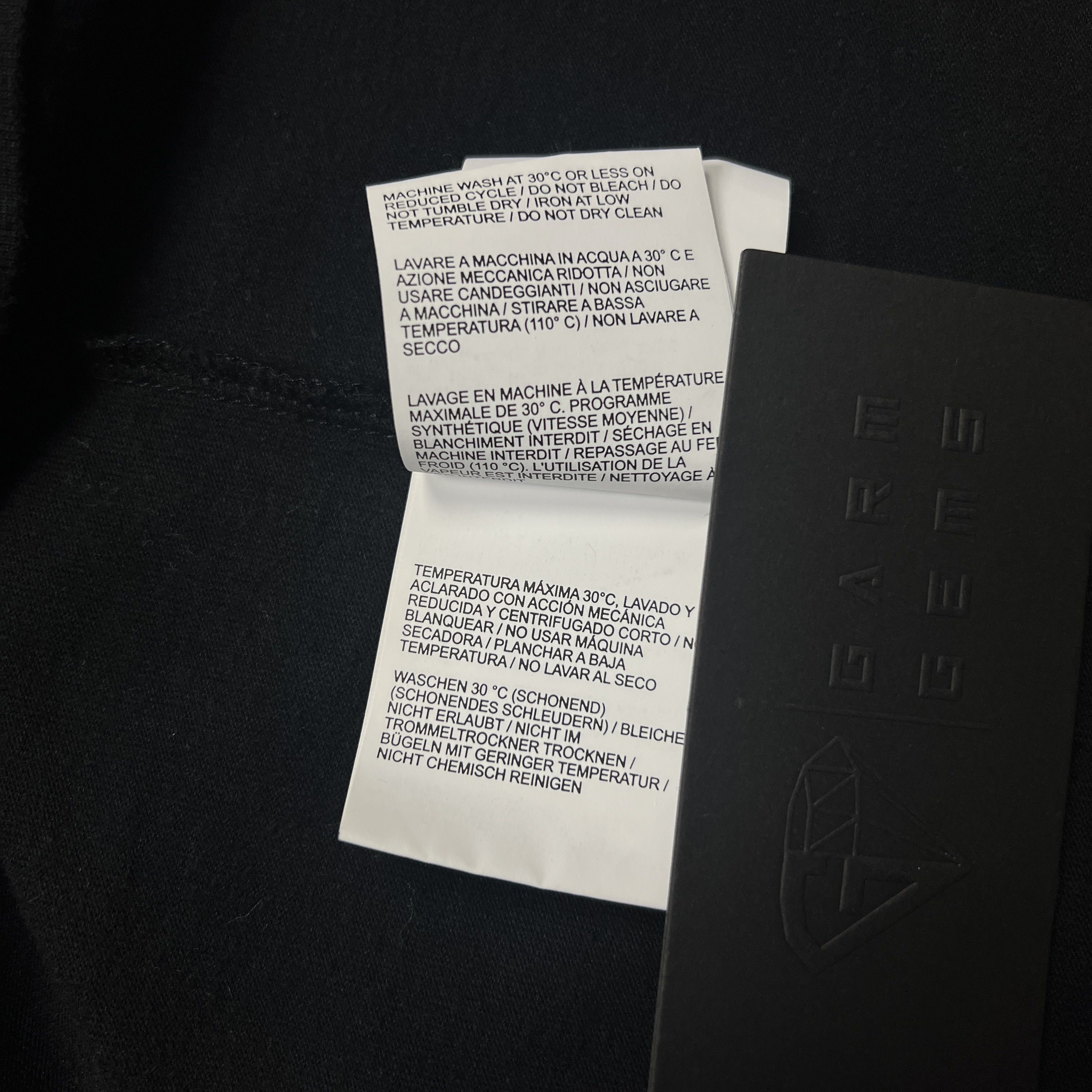 Off-White Off-White Rationalism 3D Cross Logo Glow In The Dark T-Shirt Size US M / EU 48-50 / 2 - 8 Thumbnail