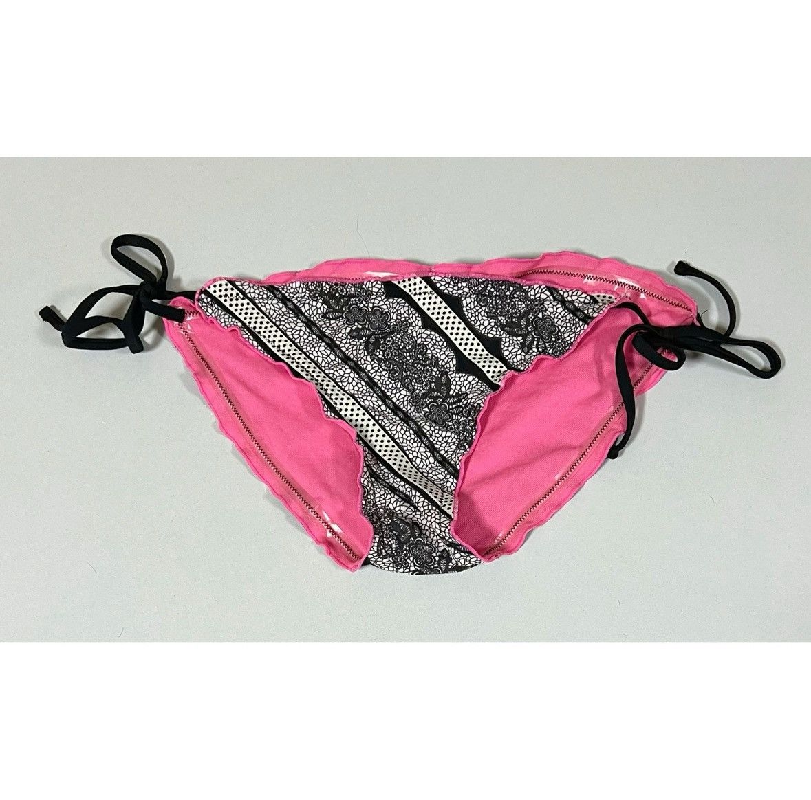 Japanese Brand × Vintage Lace Polka Dot Striped Bikini Bottoms Bathing Suit Size S 🖤🤍 Size 27" / US 4 / IT 40 - 1 Thumbnail