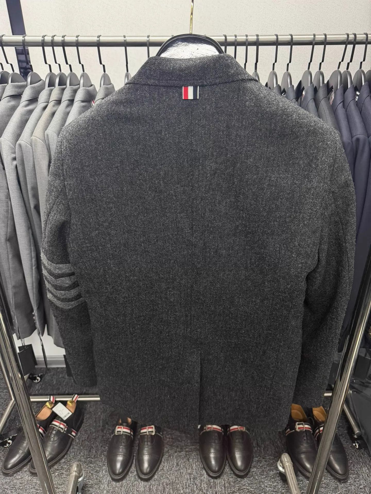 Thom Browne Thom Browne 4-Bar Suit Jacket Men Black/Gray Rare Thick Size US M / EU 48-50 / 2 - 2 Thumbnail