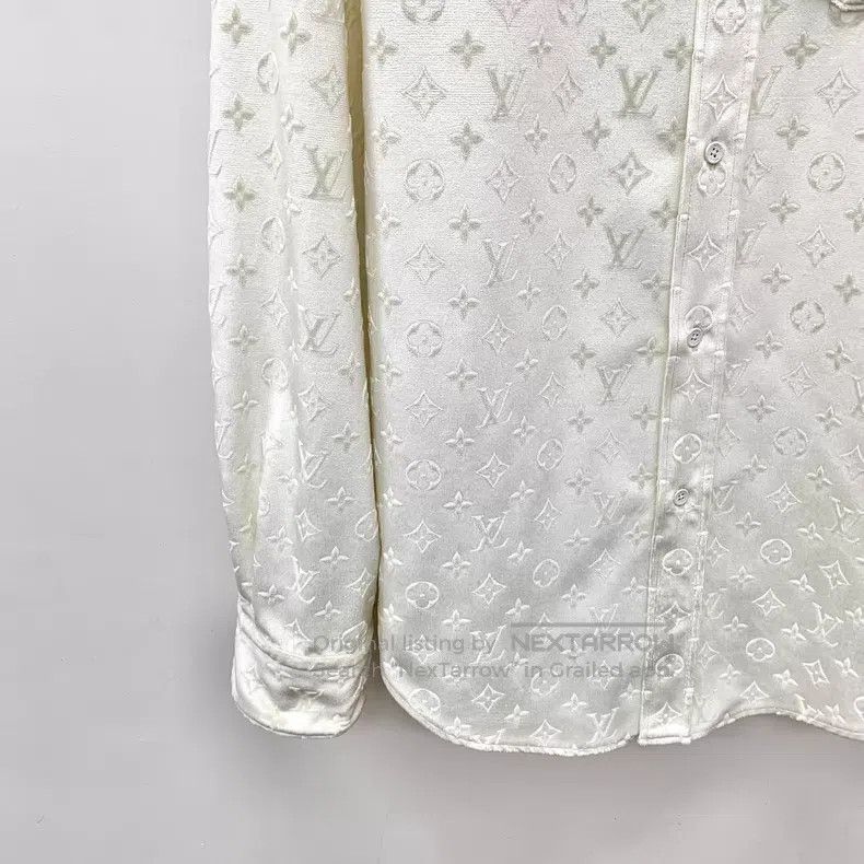 Louis Vuitton Louis Vuitton 22 beige logo presbyopic full-print lapel si Size US XL / EU 56 / 4 - 4 Thumbnail