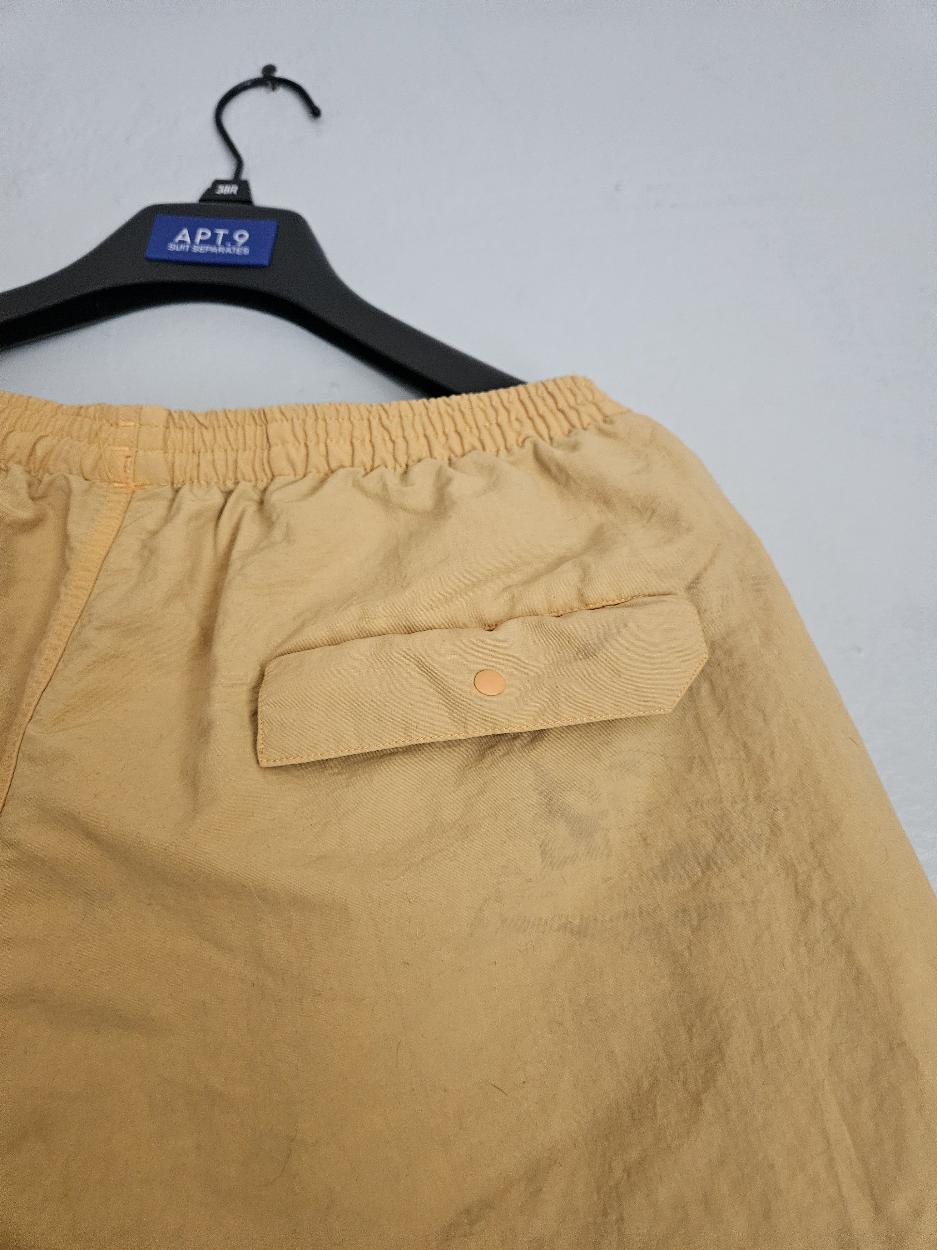 Travis Scott Cactus Jack Trails Logo Nylon Gold Shorts Size US 36 / EU 52 - 8 Thumbnail