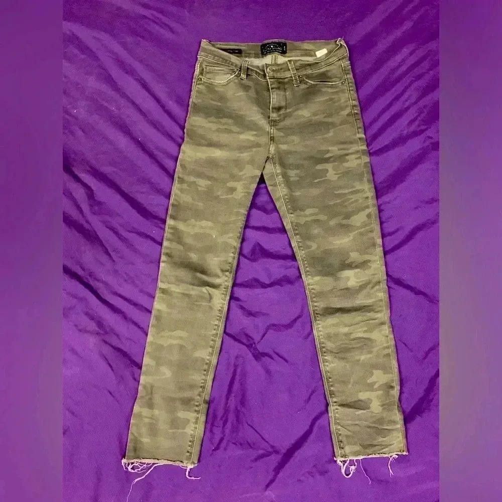 Lucky Brand Lucky Brand Women's Camo Skinny Jeans Size 25" / US 0 / IT 36 - 1 Thumbnail