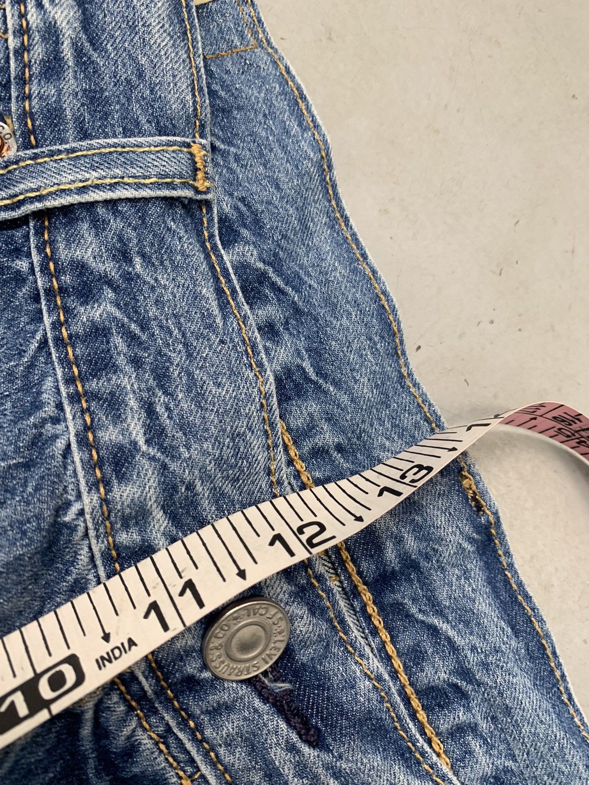 Levi's Vintage Levi’s printed denim Size US 36 / EU 52 - 11 Thumbnail