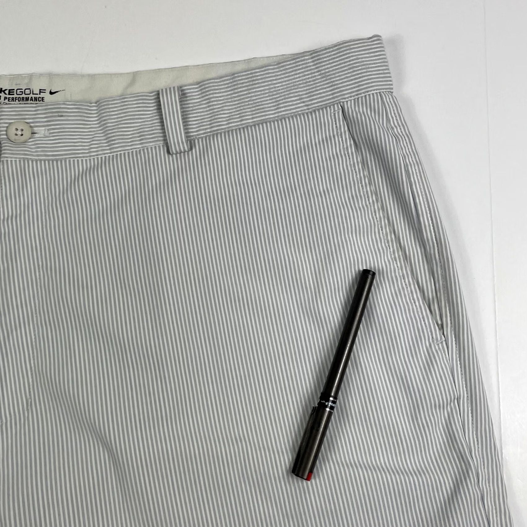 Nike Nike Shorts Men's 40 x 11 White Gray DriFit Golf Chino Casual Lightweight Golfing - Men’s Size US 40 / EU 56 - 3 Thumbnail