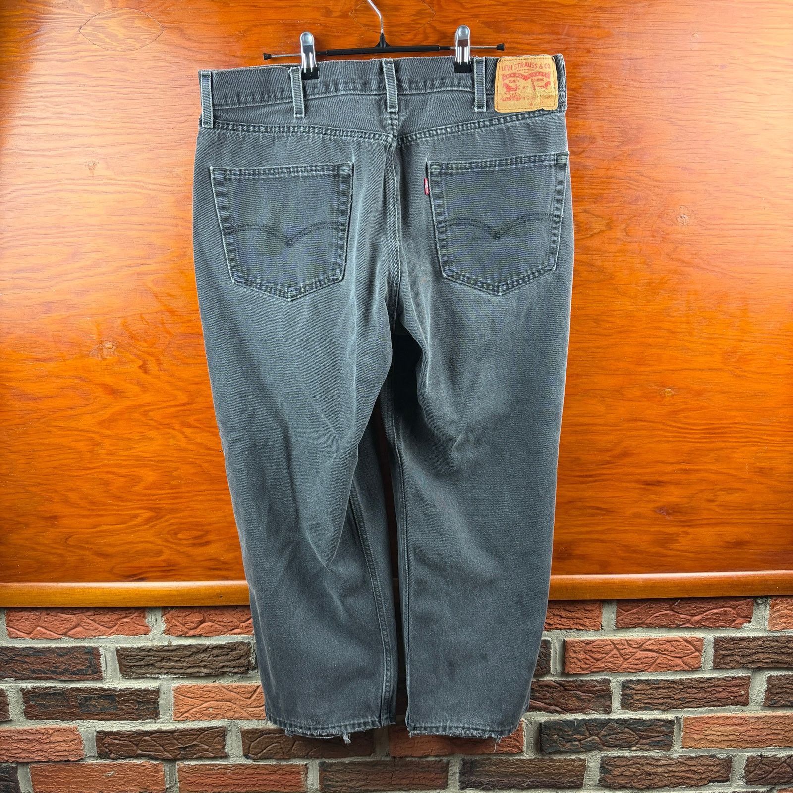 Levi's Levi's 550 Black Denim Jeans Size 38x26 Size US 38 / EU 54 - 1 Thumbnail