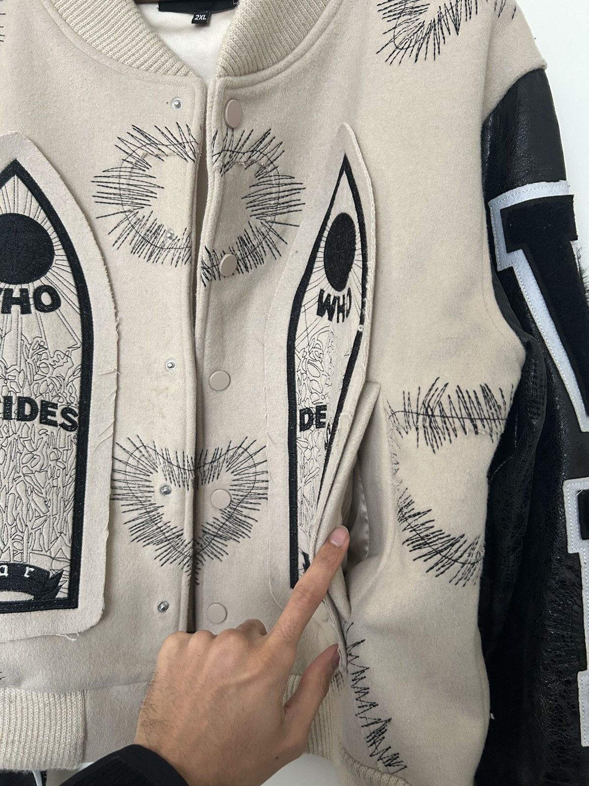 Who Decides War Who decides war varsity namesake jacket bomber Size US XXL / EU 58 / 5 - 11 Thumbnail