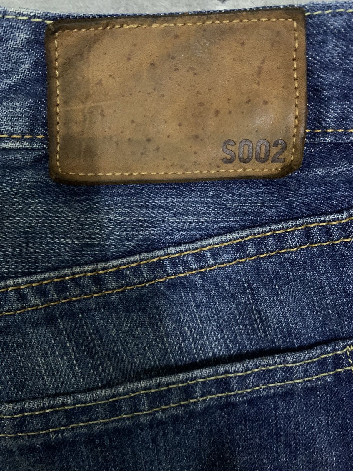 Jun Takahashi Vintage Uniqlo UJ S002 Blue Washed Distressed Grunge Jeans Size US 30 / EU 46 - 14 Thumbnail