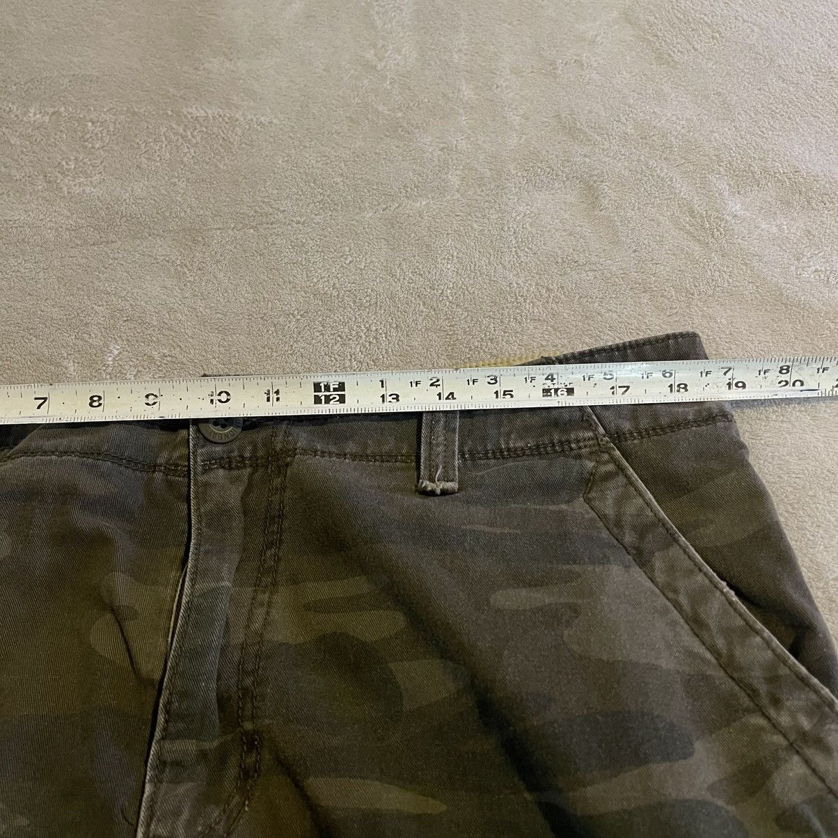 UNIONBAY Vintage Y2K Unionbay Mens Camo Cargo Shorts Green Size 36 Size US 36 / EU 52 - 6 Thumbnail