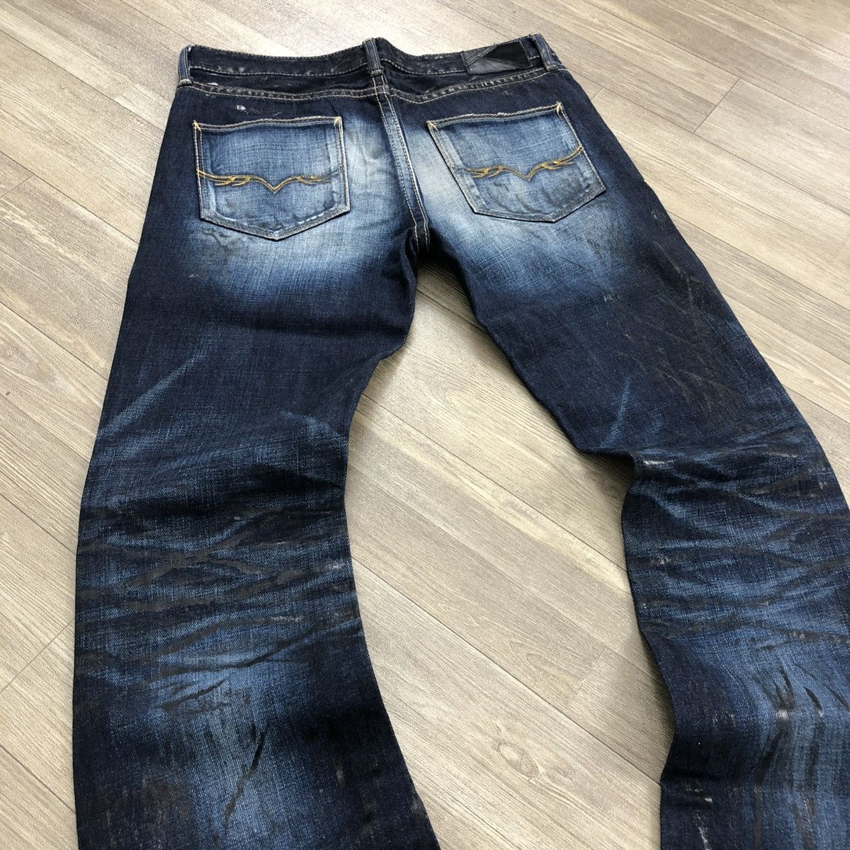 GOSTAR DE FUGA × If Six Was Nine × Tornado Mart 🇯🇵 2000s Fuga Devil Vomits Claw Mark Distressed Flared Jeans Size US 30 / EU 46 - 21 Thumbnail