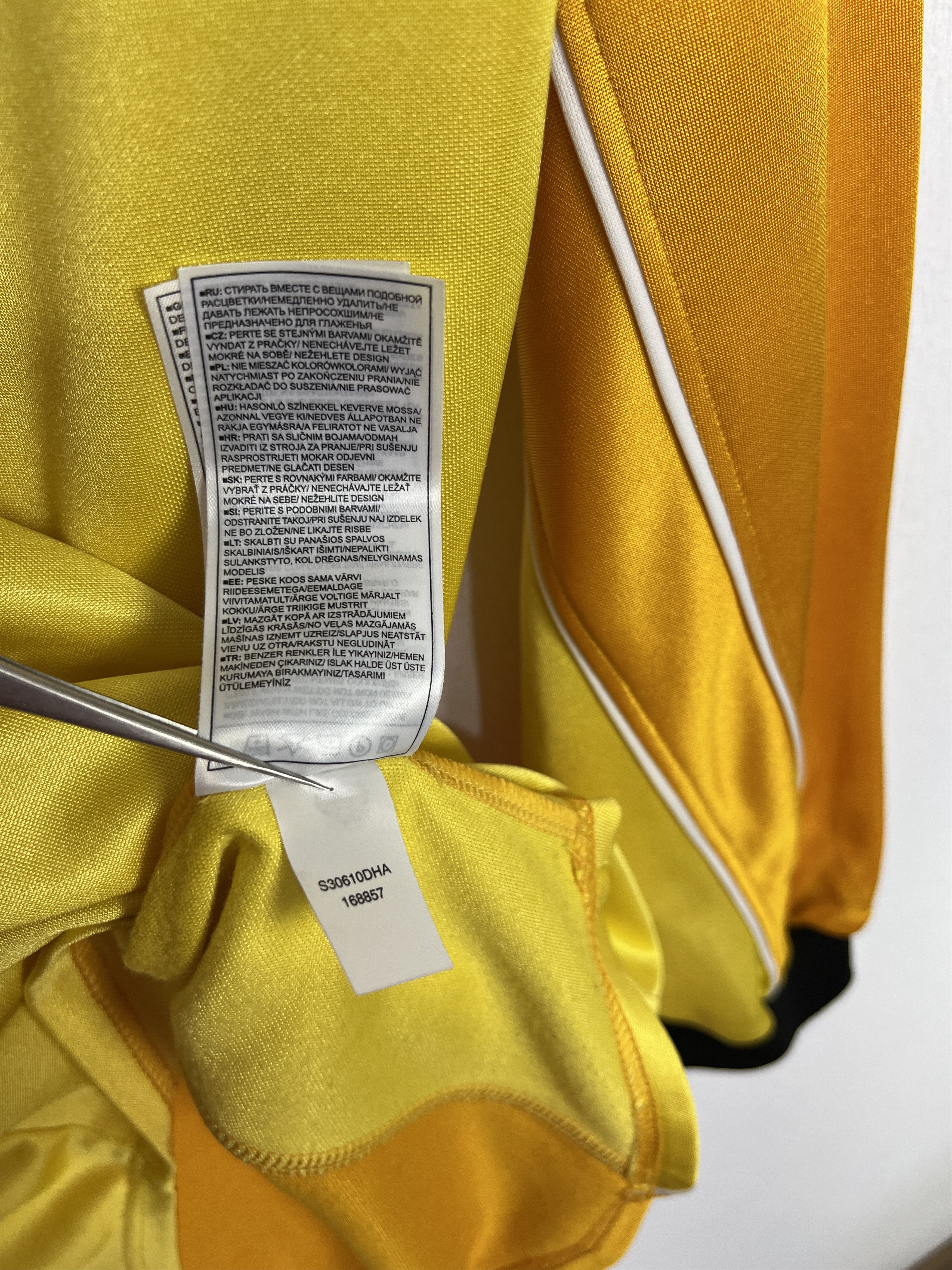 Nike Vintage Goalkeeper Template Football Shirt Soccer Jersey Size US M / EU 48-50 / 2 - 8 Thumbnail